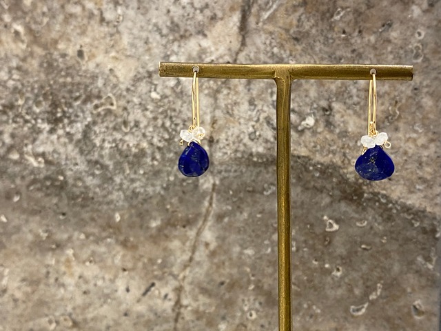 マロンカット♡ラピスラズリ×ムーンストーンピアス/イヤリング
