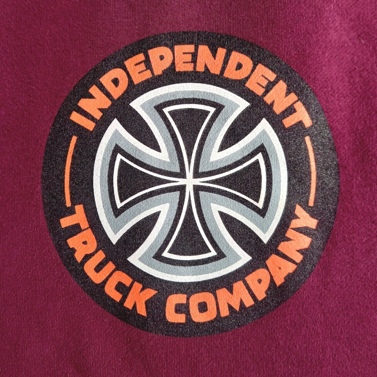 00s INDEPENDENT アイアンクロス パーカー Mサイズ位 00s INDEPENDENT インディペンデント パーカー アイアンクロス S