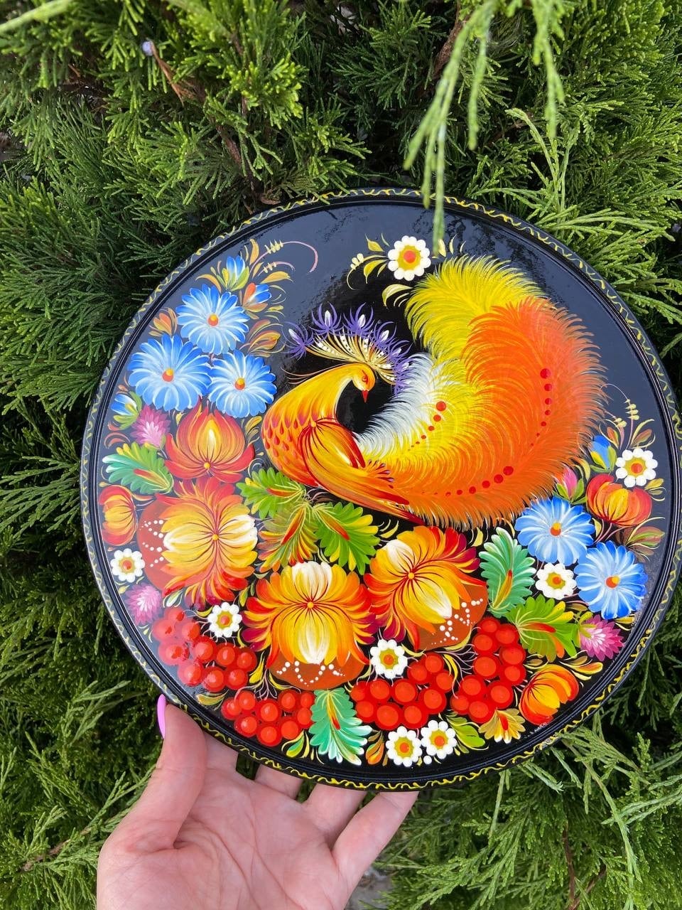 ペトリキウカ塗りのプレート（ホロベッツ）25cm | ウクライナ刺繍と