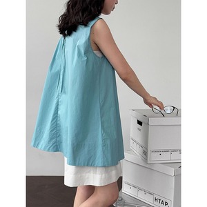 Back ribbon V-neck A-line sleeveless T-shirt ◇3colors 2070