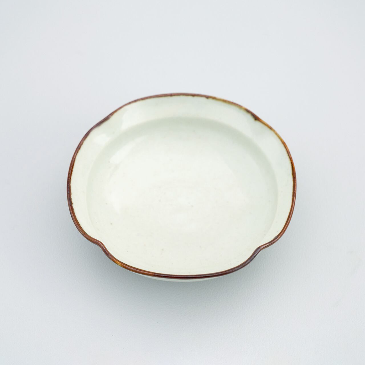 さび李朝 四方なぶり小鉢 | plato 田中陶器店 │ 有田焼・伊万里焼