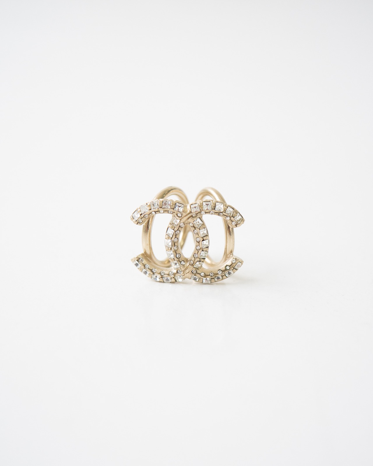〈CHANEL〉CC Mark Rhinestone Scarf Ring 2009SS