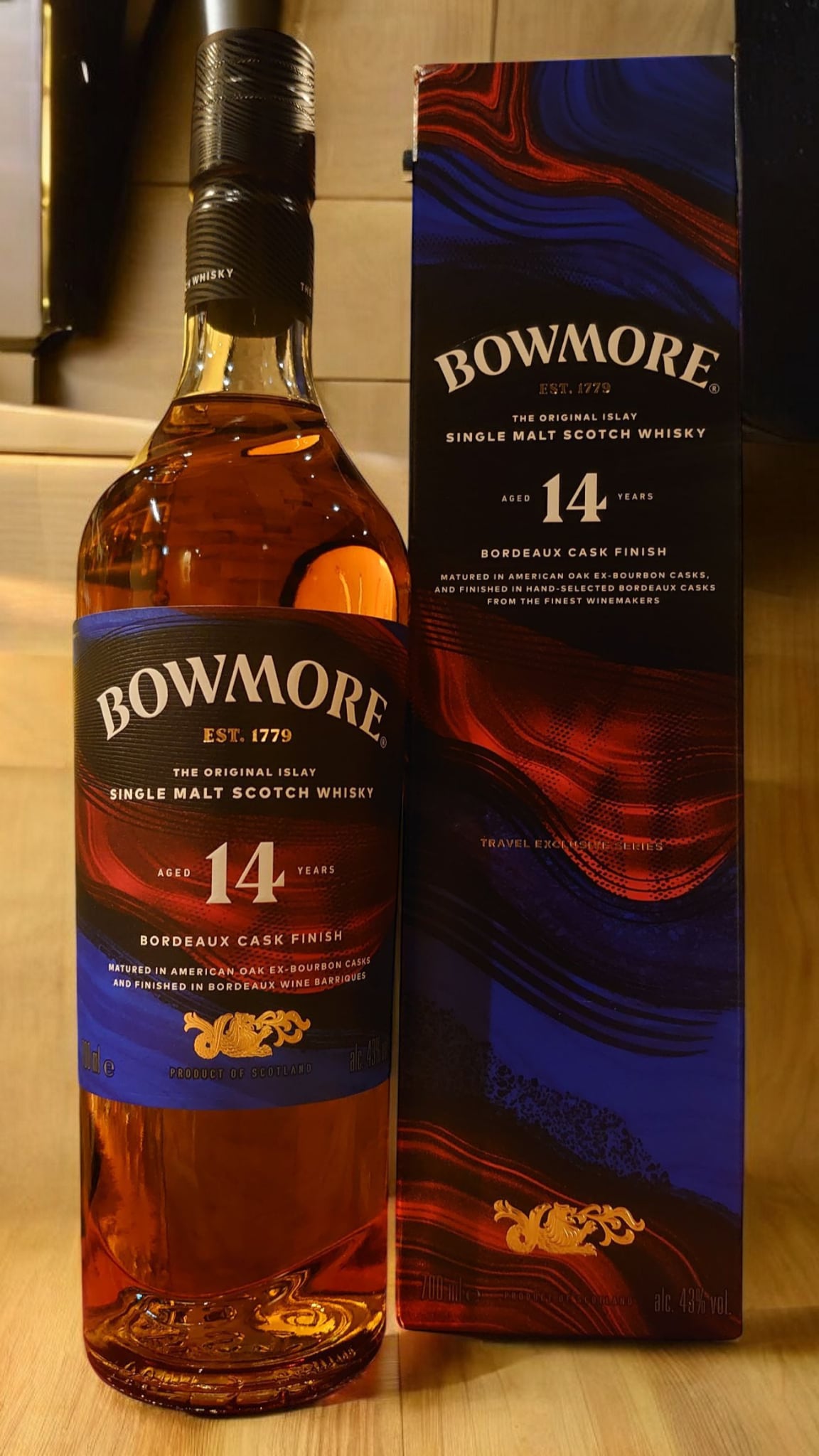 Bowmore 14年 シングルモルトウイスキー 700ml Bowmore 14年 シングルモルトウイスキー 700ml Bowmore 14YO
