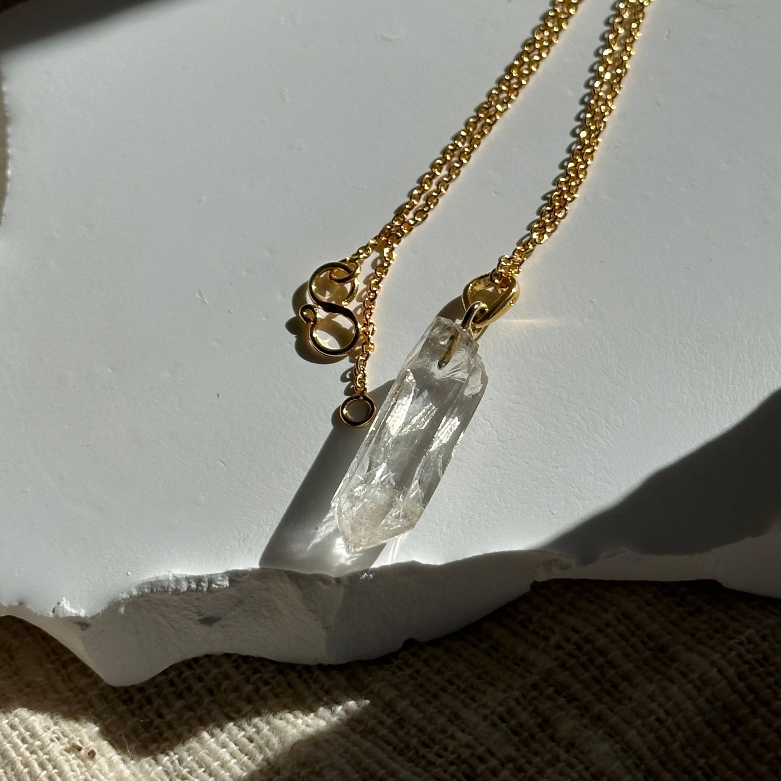 ドラゴンタートル　龍亀【ゴールド ルチル クォーツ】 ブラジル産 ゴールド ルチル クォーツ】 ドラゴンタートル 龍亀 ブラジル産 Gold