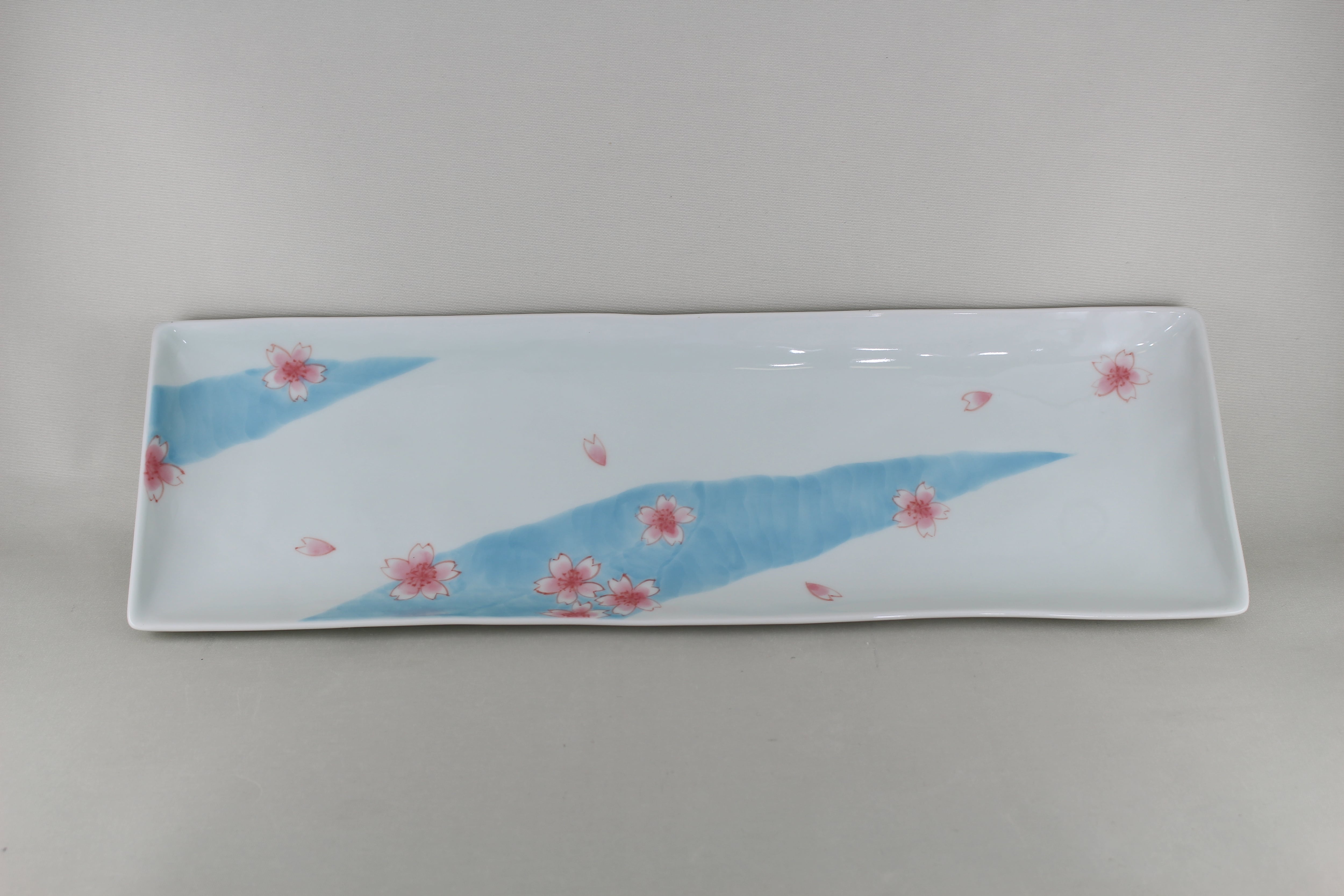 流水桜　長角細皿