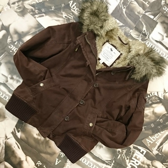 ✩セール品✩Abercrombie&Fitch  レディースジャケットLサイズ