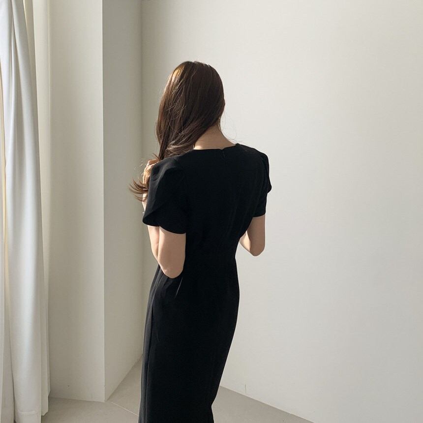 ワンピース レディース ロングワンピース コーデ 結婚式 羽織物 40代 30代 代 無地 フォーマル ロング丈 ミモレ丈 半袖 袖あり シンプル お呼ばれ 食事会 デート 女子会 大人 可愛い Dress Plaatje