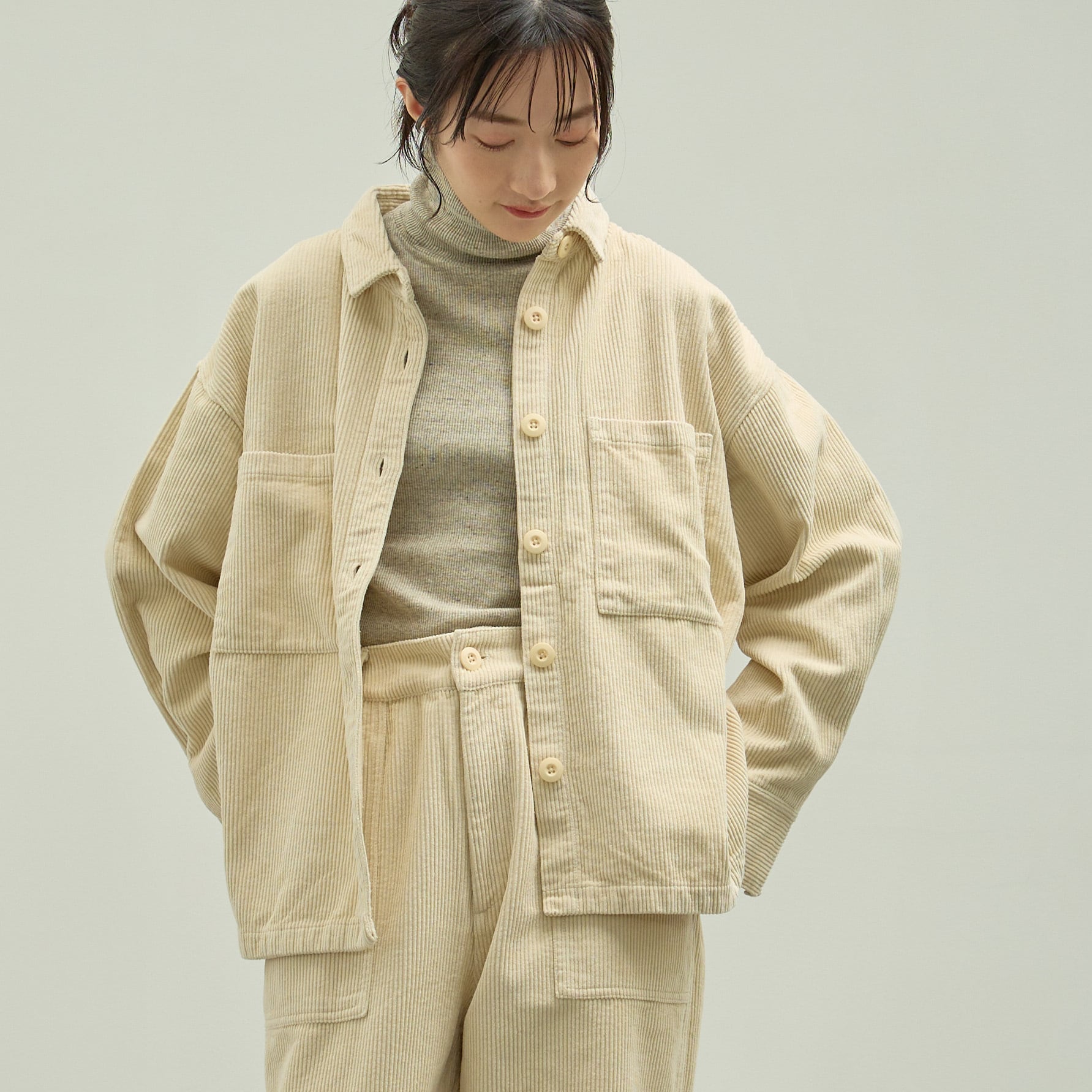 太畝コーデュロイ シャツジャケット｜羽織り | AUG ONLINE STORE 大人