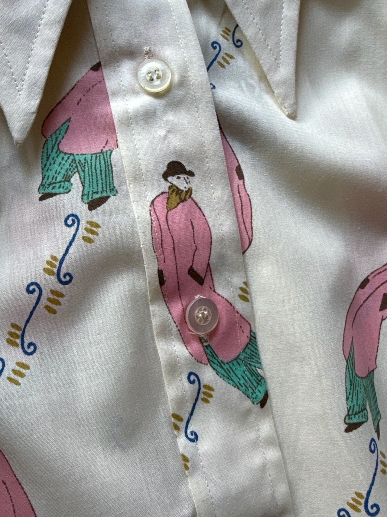1970s Women’s Euro good pink pattern shirt