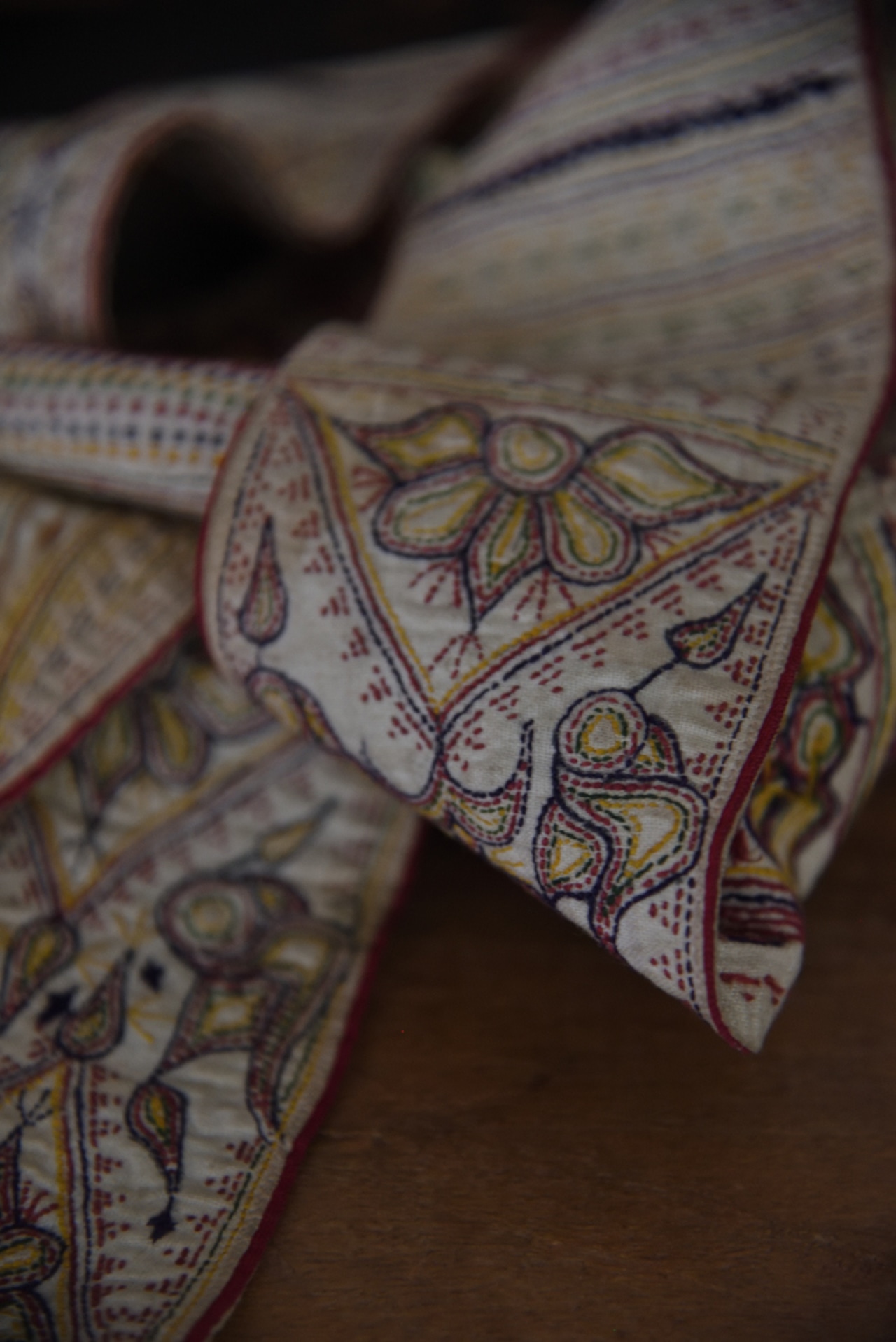 インド手刺繍帯