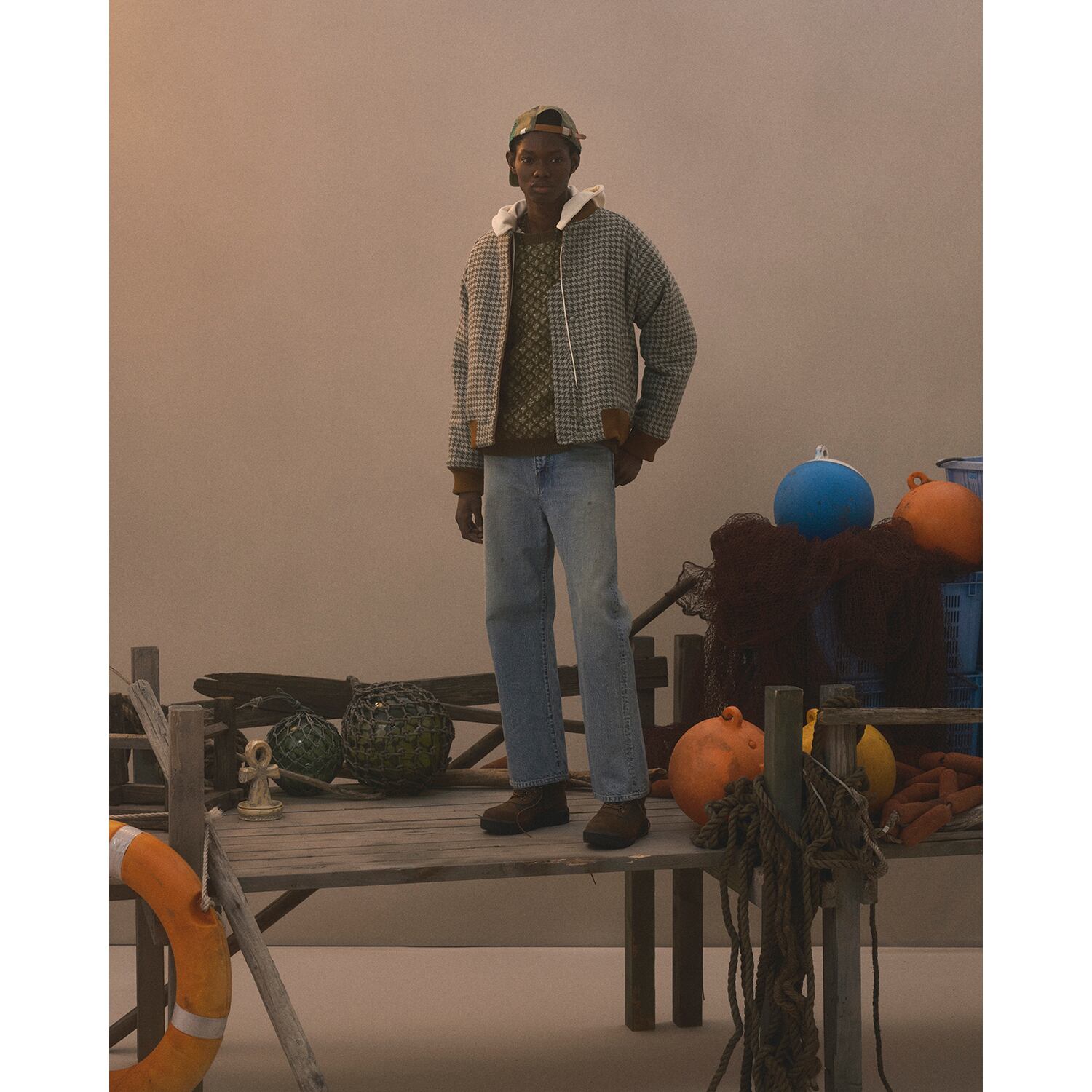 UNEEK BASEMNT - Discover independent style.