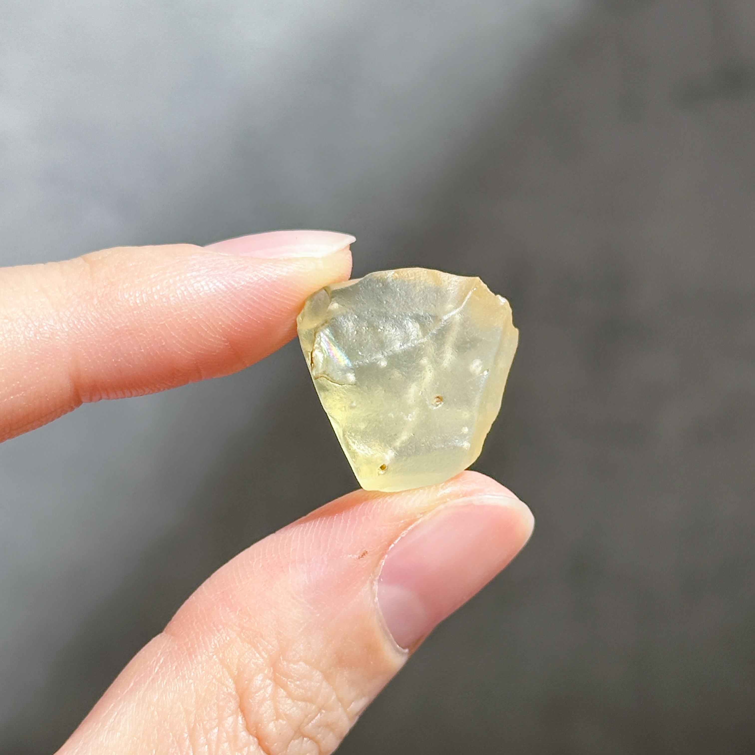 リビアンデザートグラス 原石02◇ Libyan Desert Glass ◇天然石・鉱物