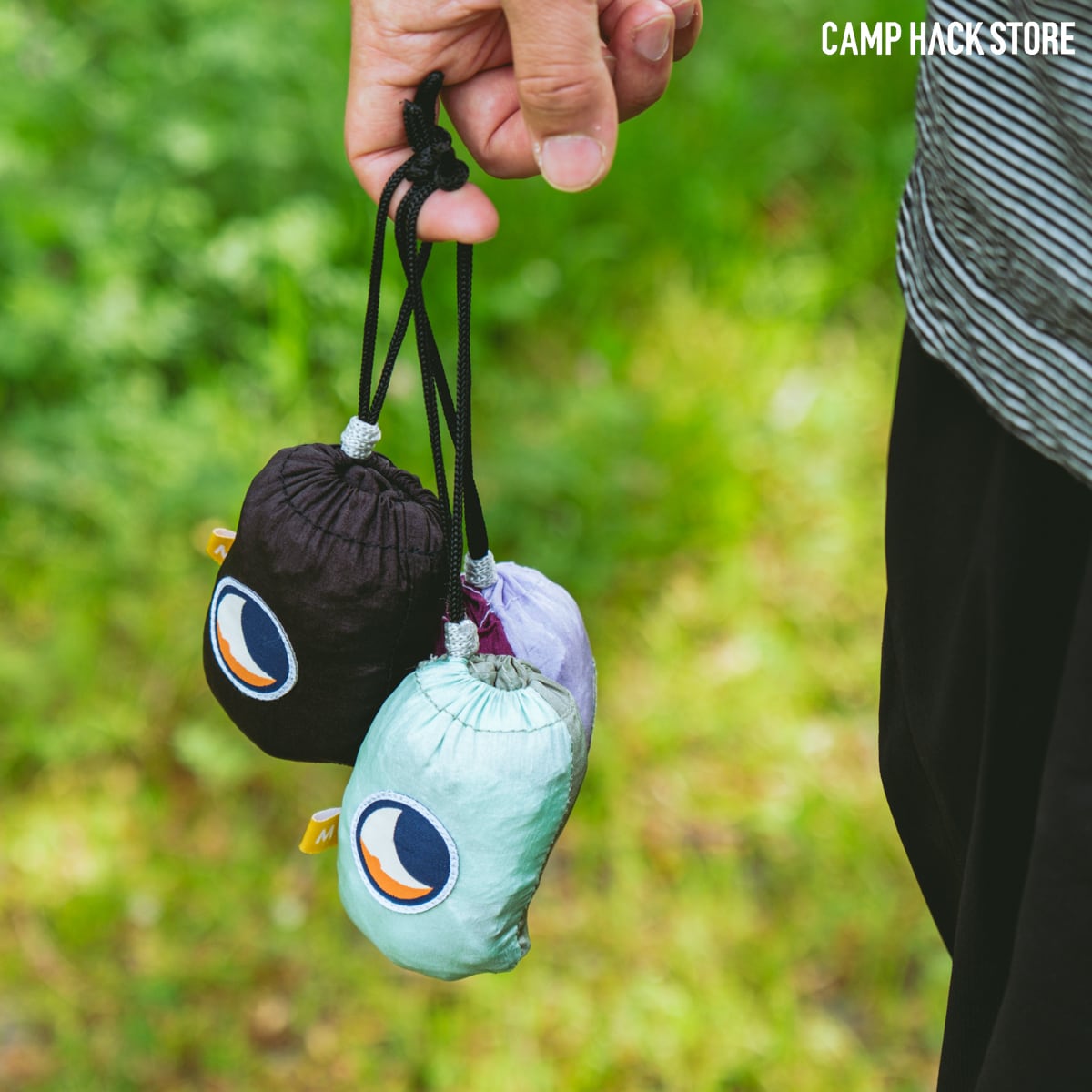 卵1個分の軽さ。ハンモック素材の肩掛け「エコバッグ」 | CAMP HACK STORE