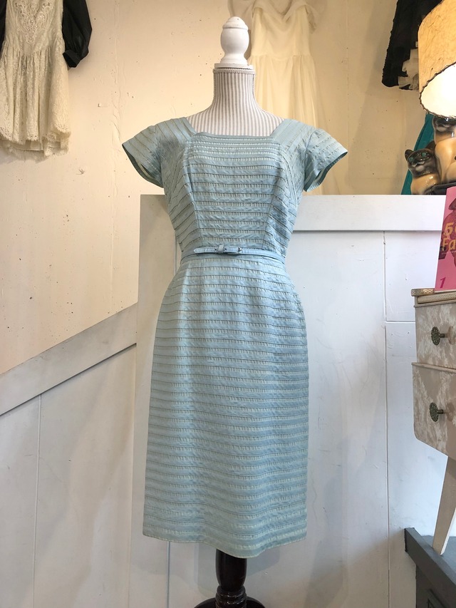 50's light blue ribbon dress