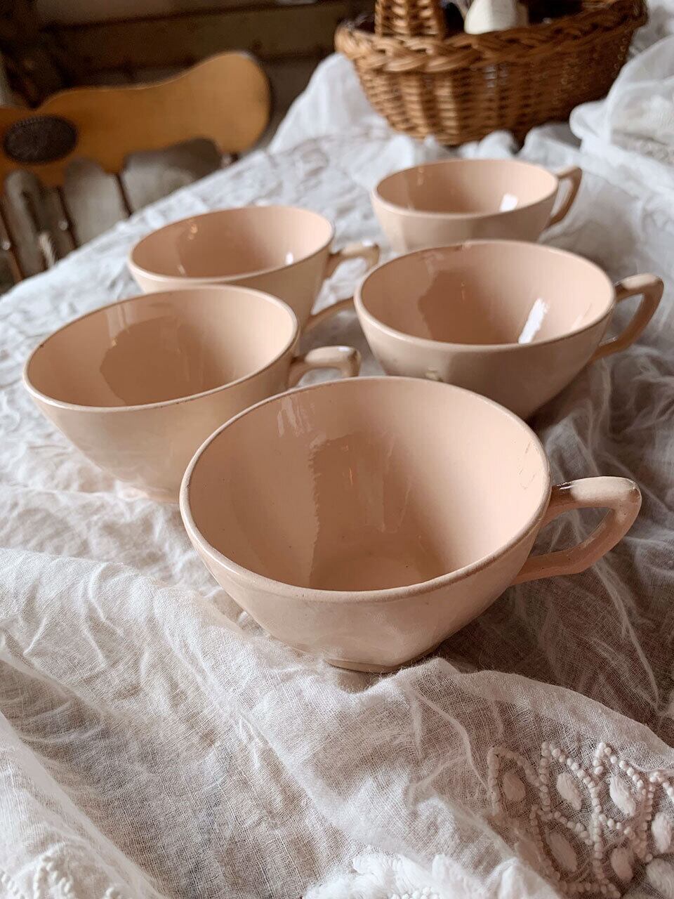 淡いピンクのティーカップ DIGOIN sarreguemines | Brocante de La