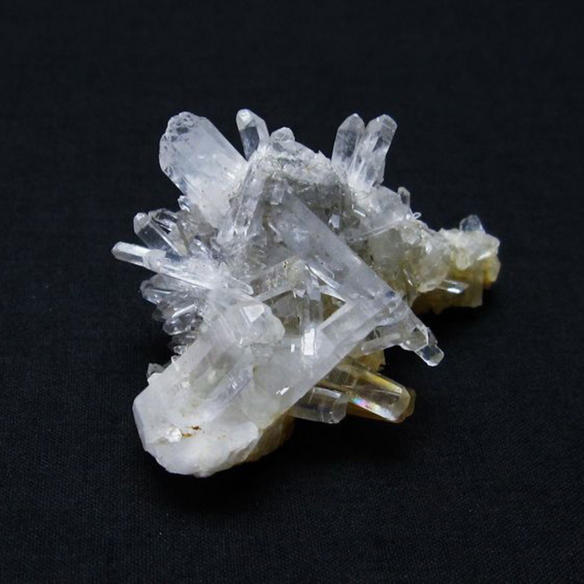 水晶 クラスター 水晶 原石 クリスタル 四川省産 172-2089 | 天然石 