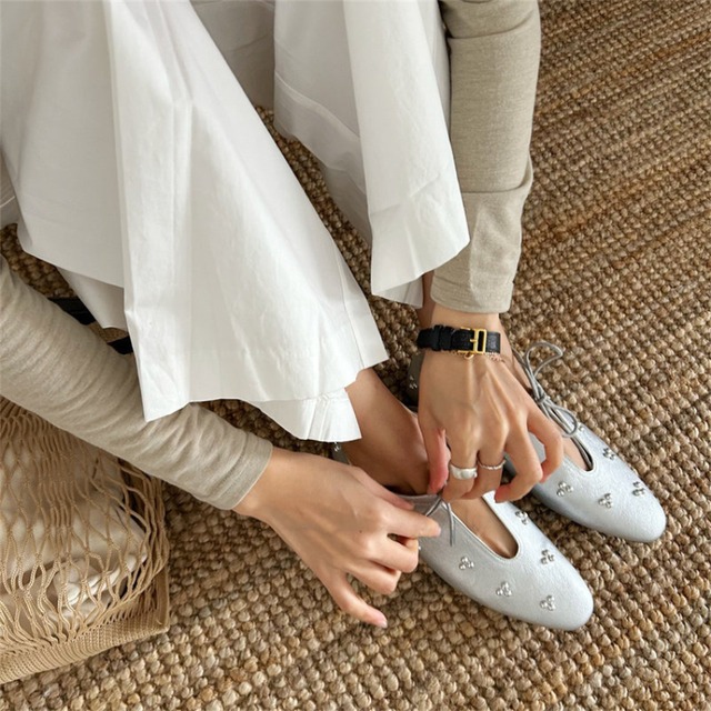 lace-up flat round-toe shoes　J00441