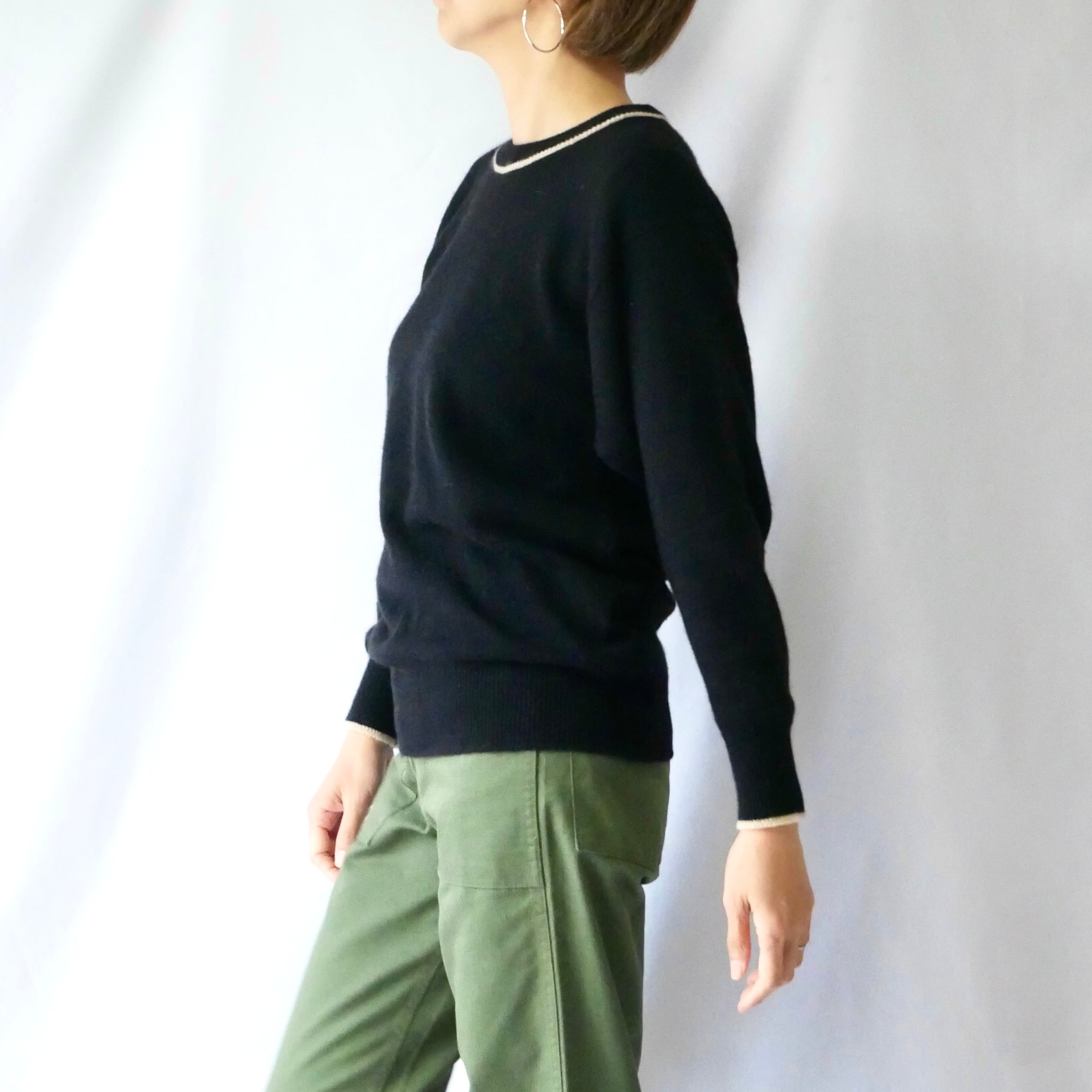 美品カシミア✨スミスアンドテルフォード（L）長袖ニット/セーター☘️クルーネック Made in Scotland Smith&Telford black 100%cashmere knit