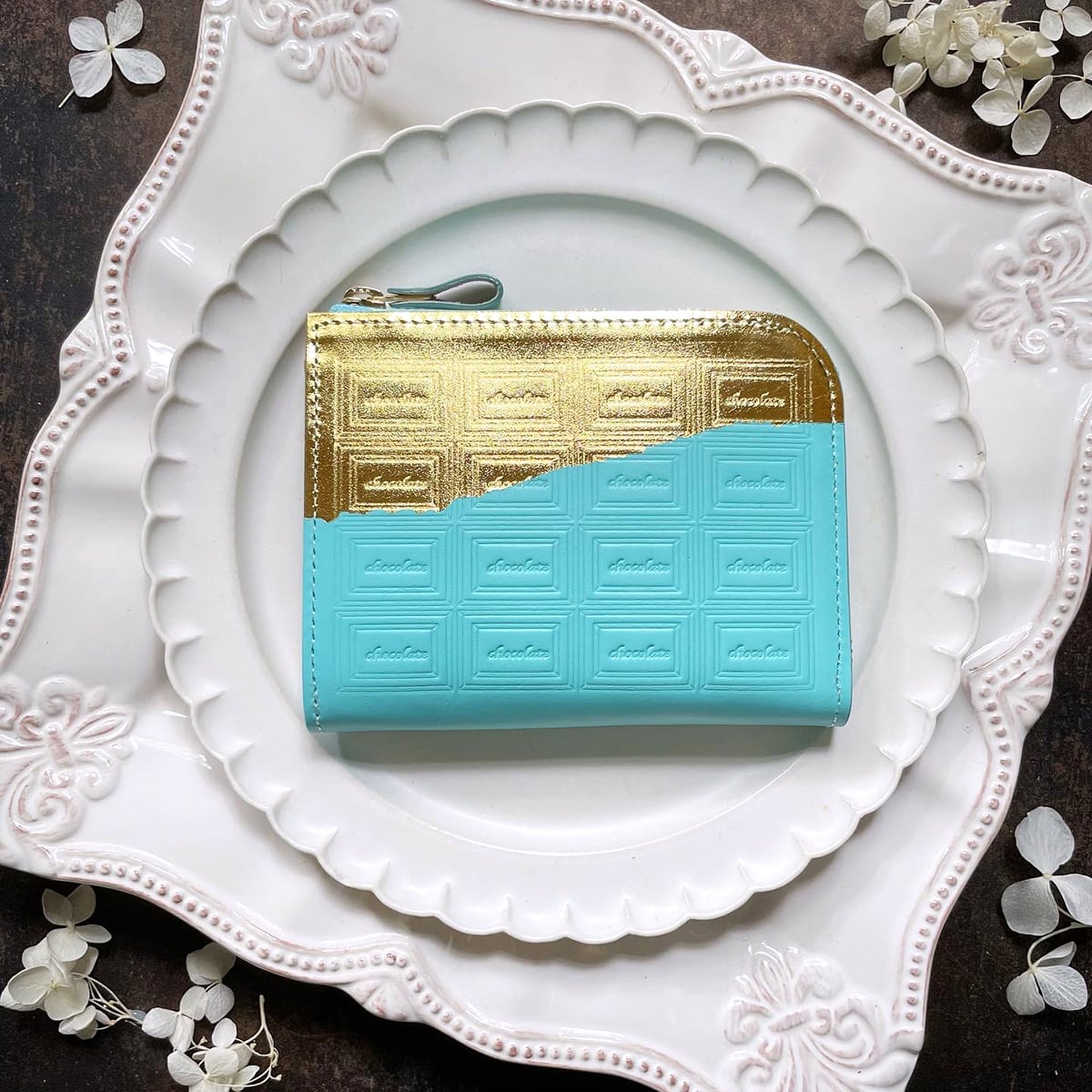 訳あり:特別版:革のブルーグリーン・チョコ ファスナーミニ財布(金の包み紙)