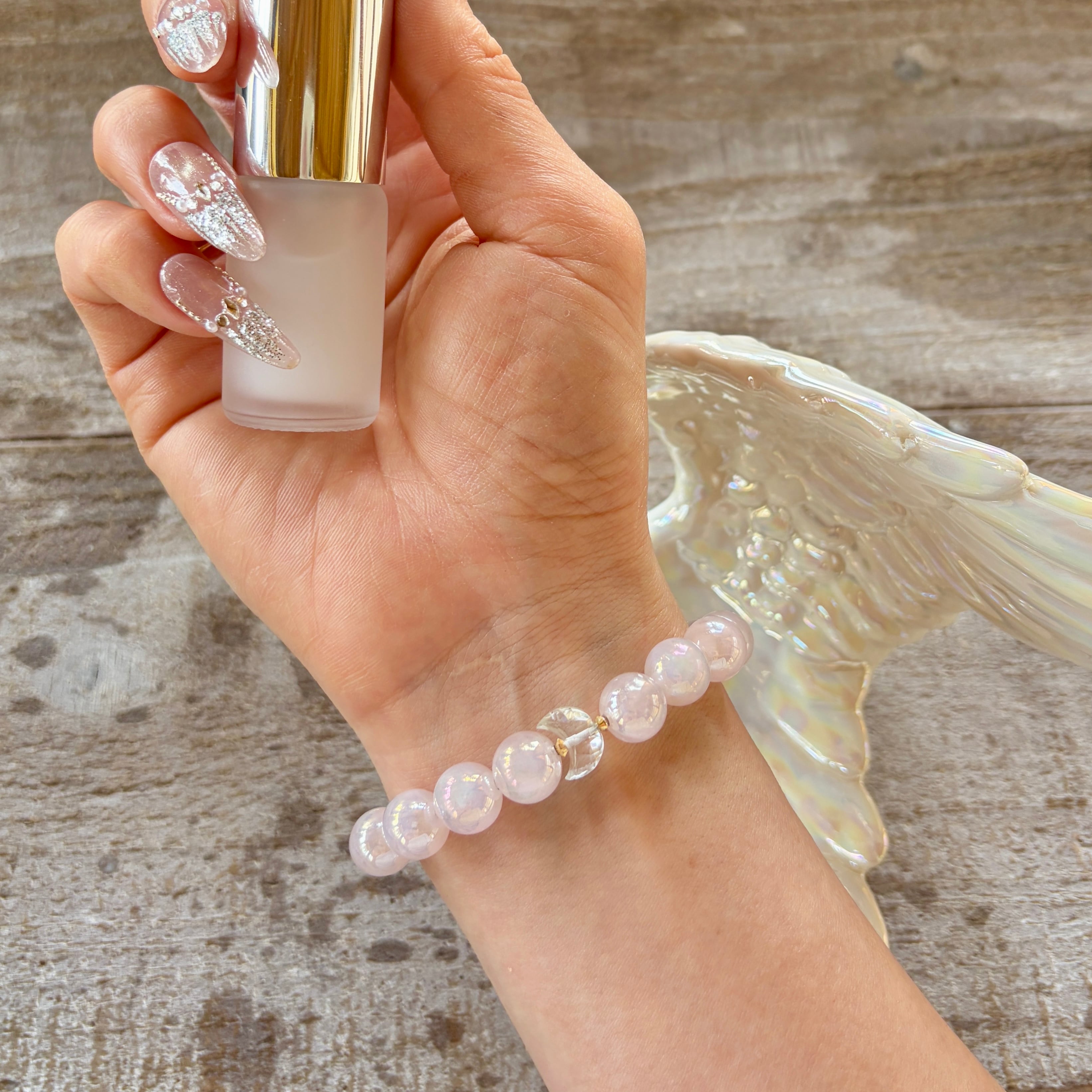 LUNA bracelet 〜 Venus（オーラローズクォーツ × クォーツ/水晶）18K