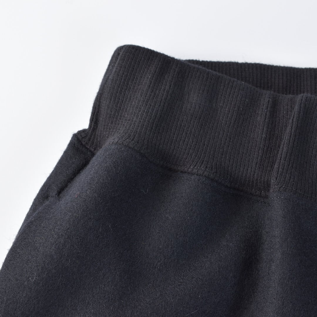 Fabrique en planete terre ファブリケアンプラネテール ウールメルトンスリムパンツ・ブラック あたたかなメルトンニットのスリムパンツが出来上がりました【送料無料】