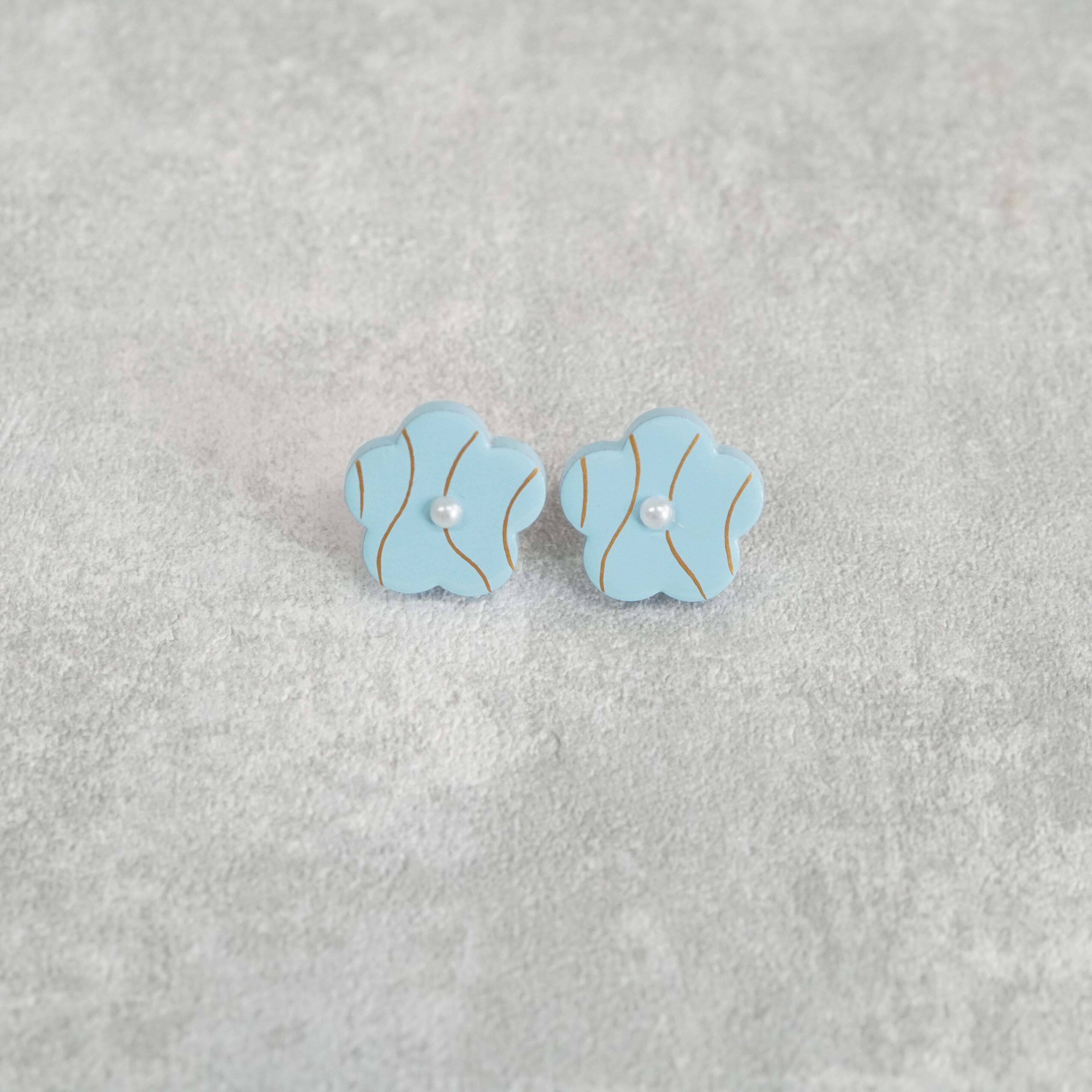 花 hana light blue