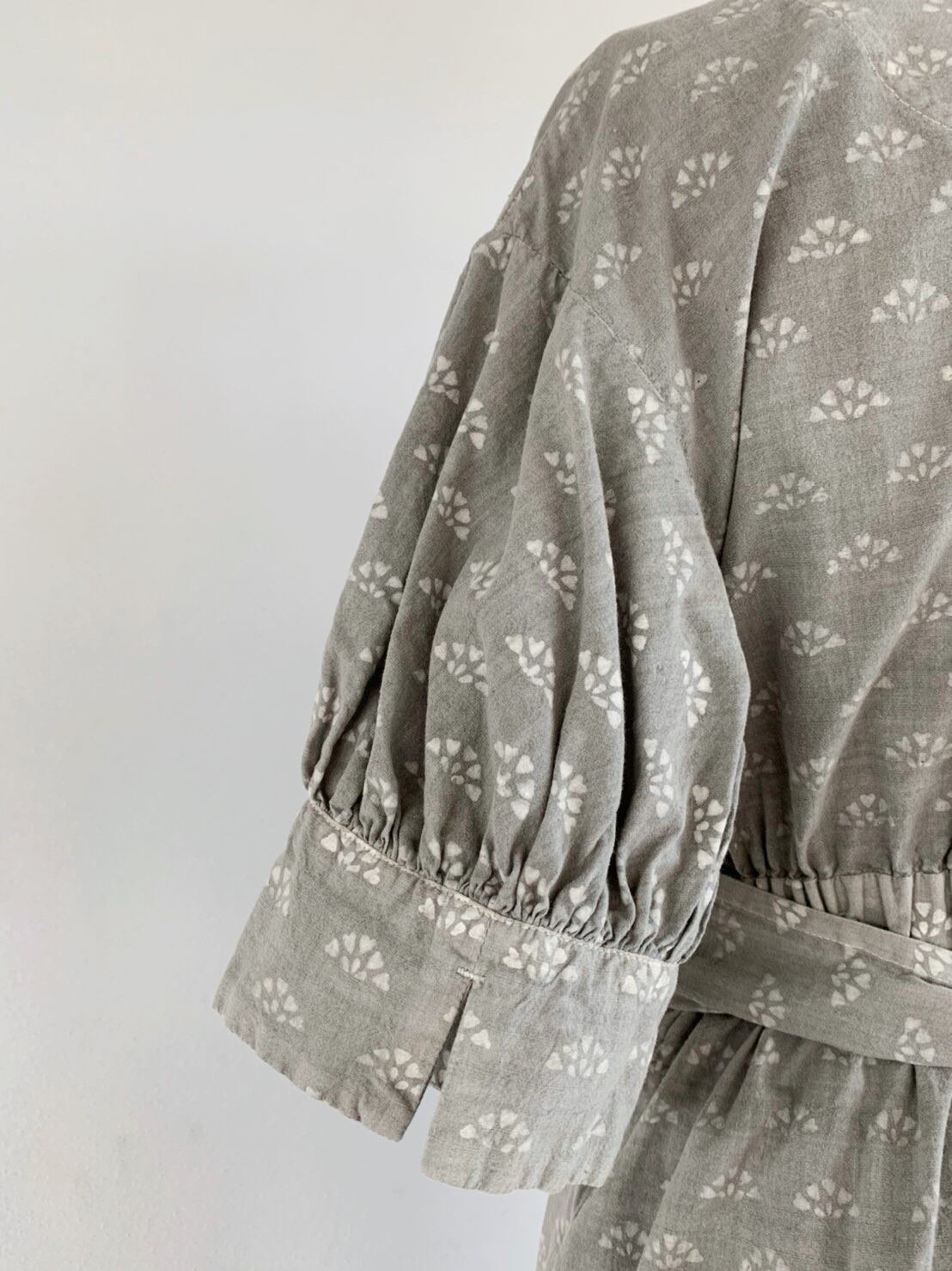 誠実】 dress STORE printing cabinet cosmic - wonder Khadi