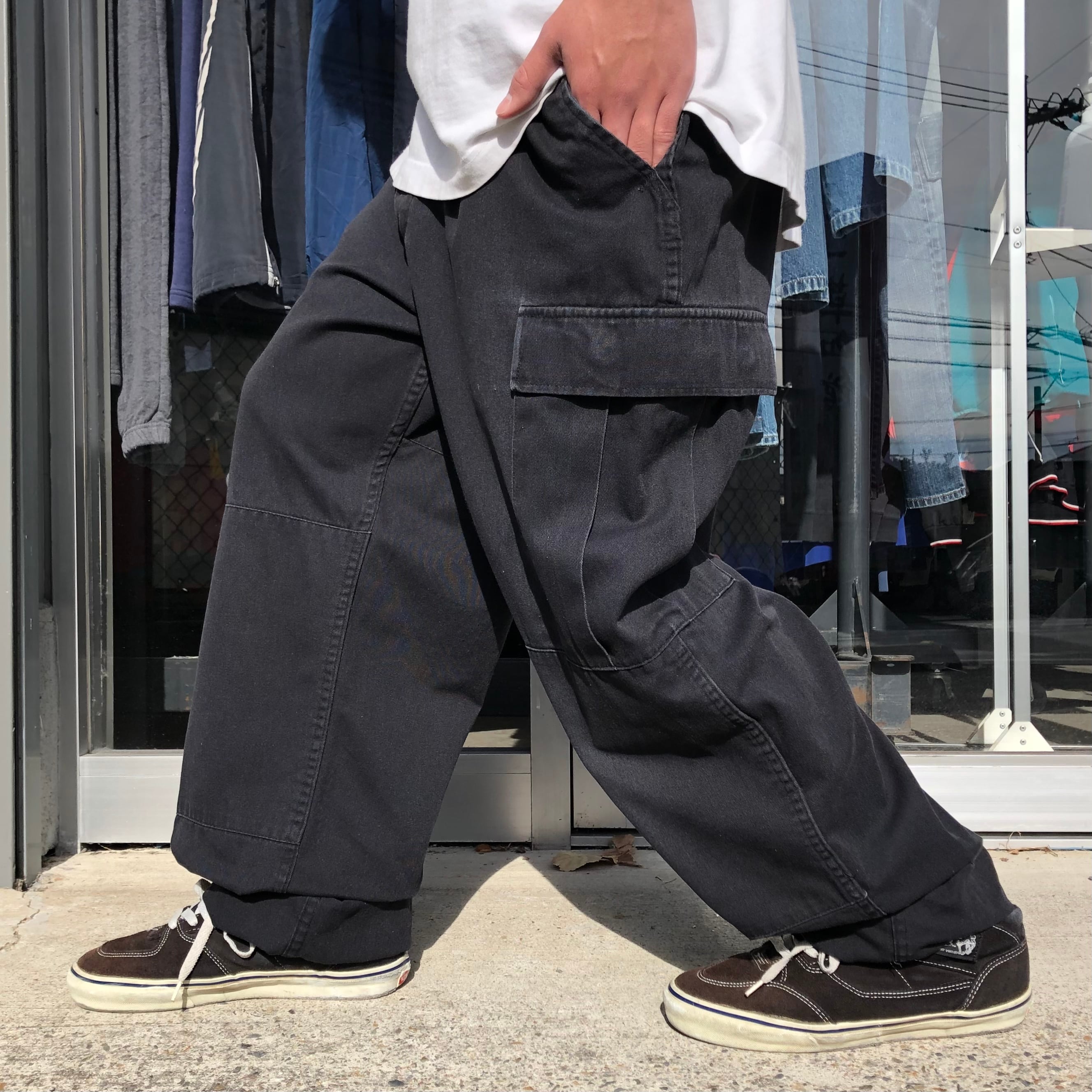 注目ショップ・ブランドのギフト 90s 古着 カーゴパンツ ミリタリー 黒