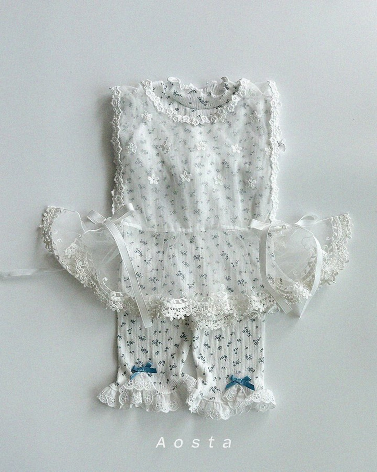 [Aosta] Lace Vest / [아오스타] 레이스베스트