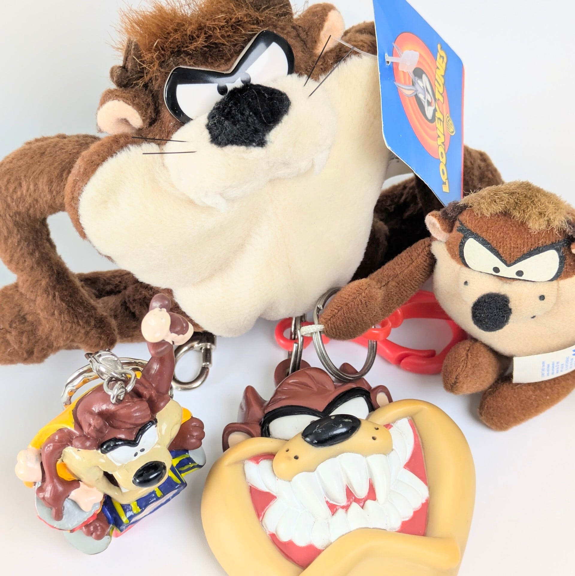 ☆VINTAGE 1997☆【 Looney Tunes ( ルーニーテューンズ ) 】 タズマニアンデビル / TAZ / ソフビコインケースキーホルダー / 小銭入れ〚アメリカン雑貨 アメトイ〛