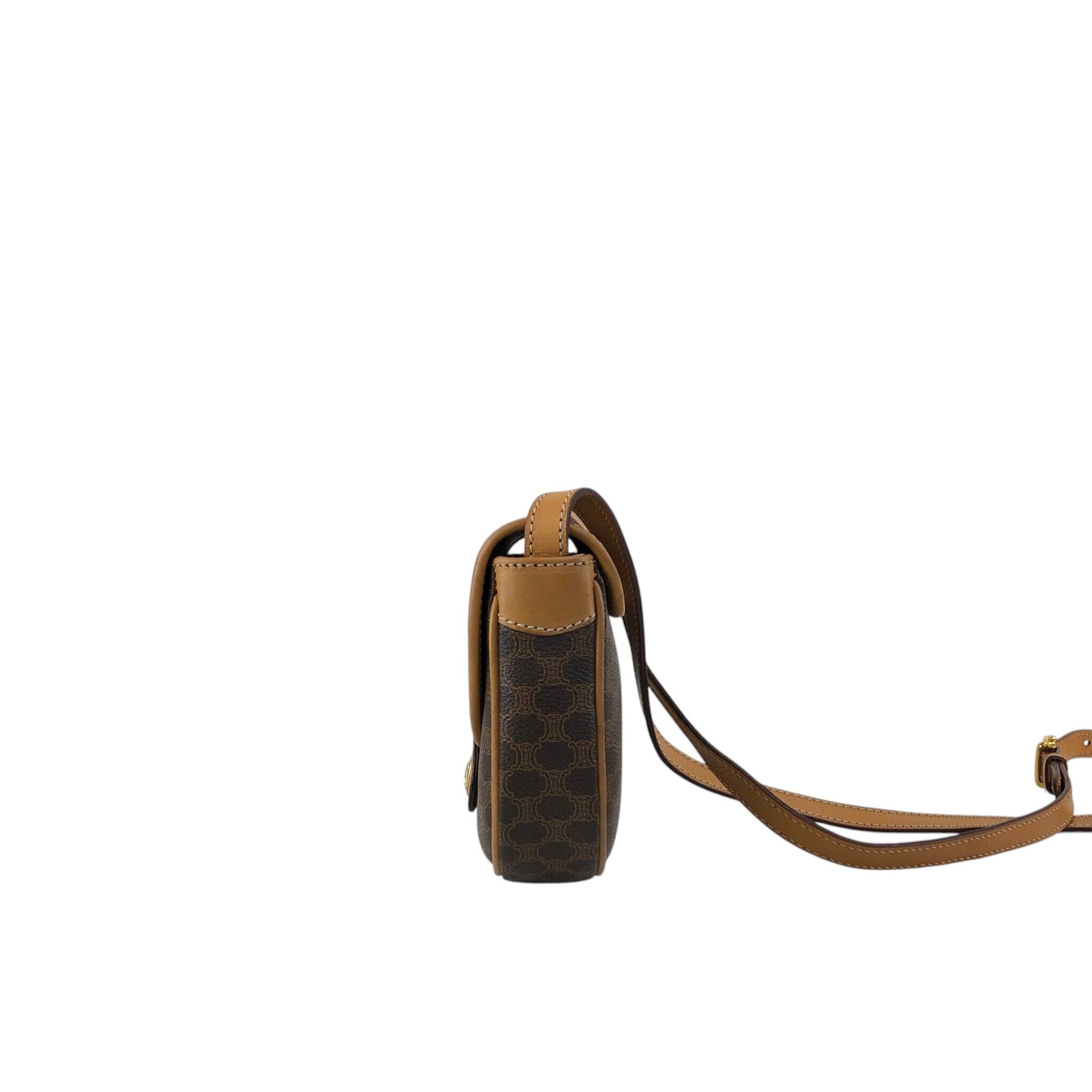 CELINE セリーヌ マカダム ショルダーバッグ ブラウン CELINE セリーヌ マカダム ショルダーバッグ ブラウン