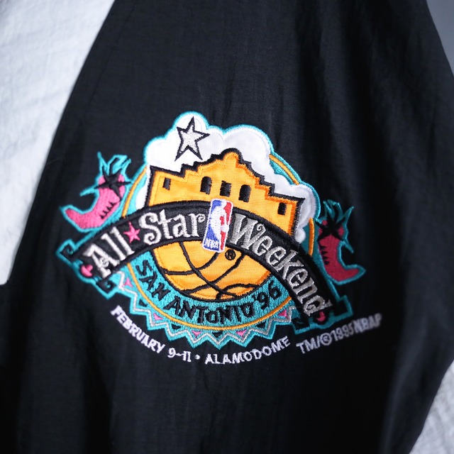 good coloring knit switching and embroidery design nylon truck jacket