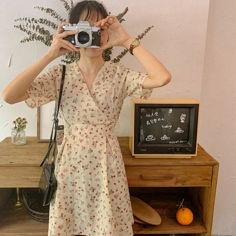 スタンダードVネックフローラルドレス サマースタイルウェストショートAラインスカート レトロ 夏物 花柄 萌量不足87506114612