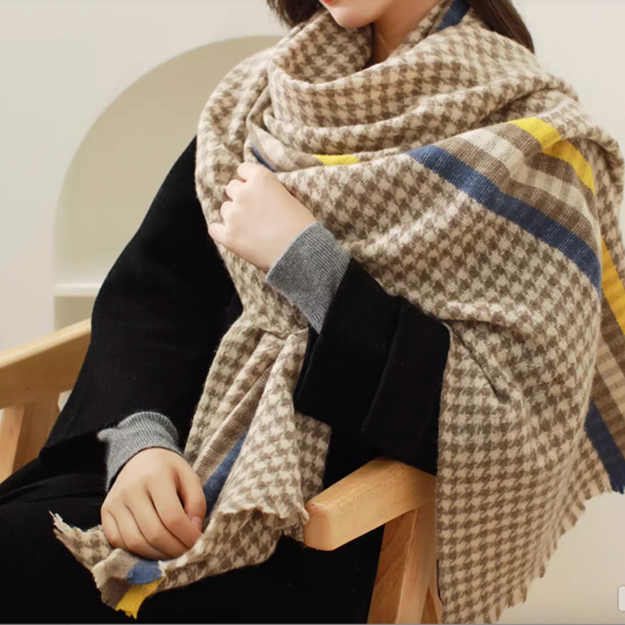 千鳥格子柄 ウール混紡 フリンジ付き マフラー 00039・画像2