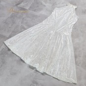 フラダンス 衣装 ワンピース ドレス ホワイト系 フラ ダンス 白 光沢 無地 ノースリーブ 袖なし シンプル 高級感 華やか 爽やか ハワイアン アロハ