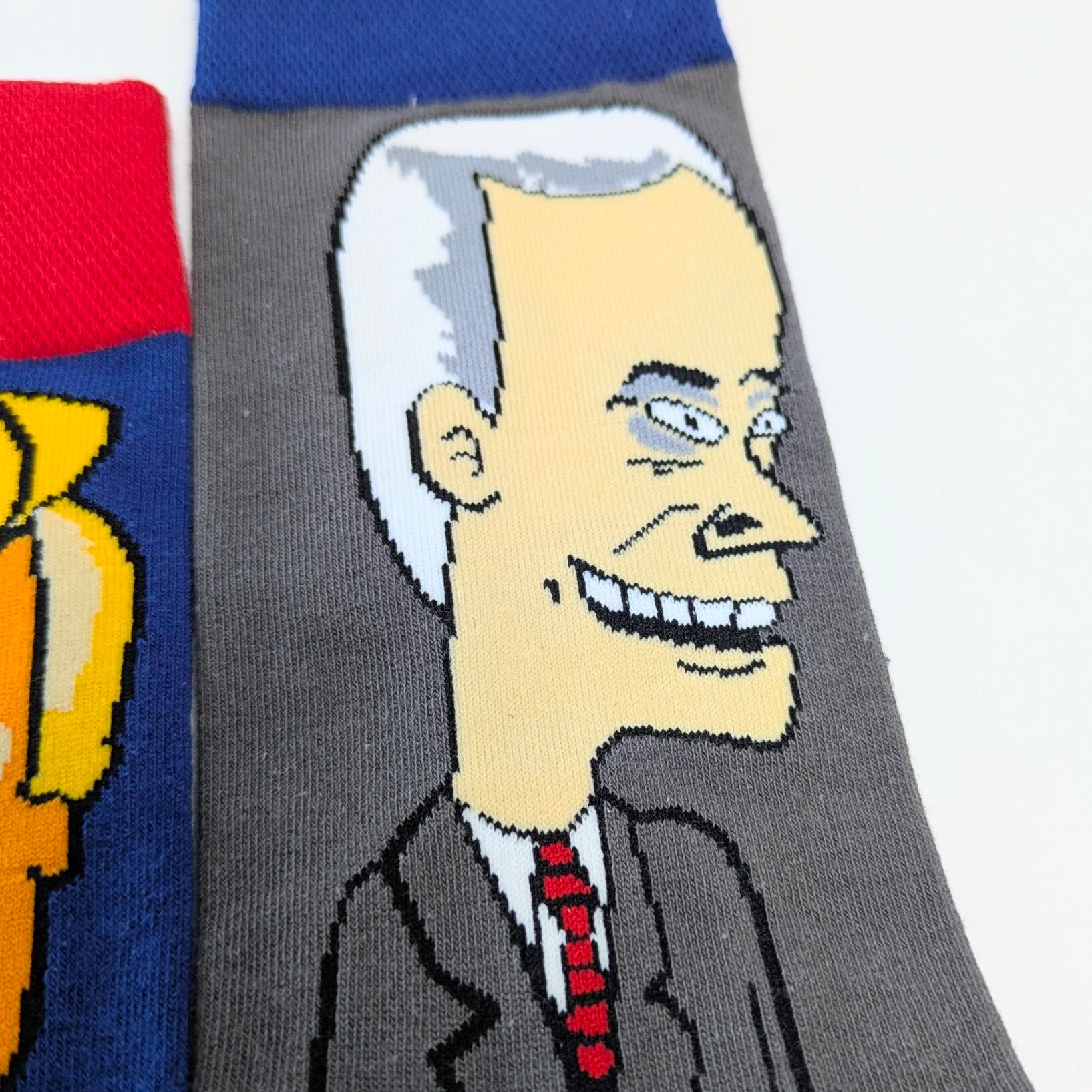 ♧【 crew socks / クルーソックス 】Beavis and Butt-Head（ ビーバス・アンド・バットヘッド ）『 ドナルド・トランプ & ジョー・バイデン / 大統領パロディソックス /  靴下 / ソックス〚アメリカン雑貨 アメトイ〛