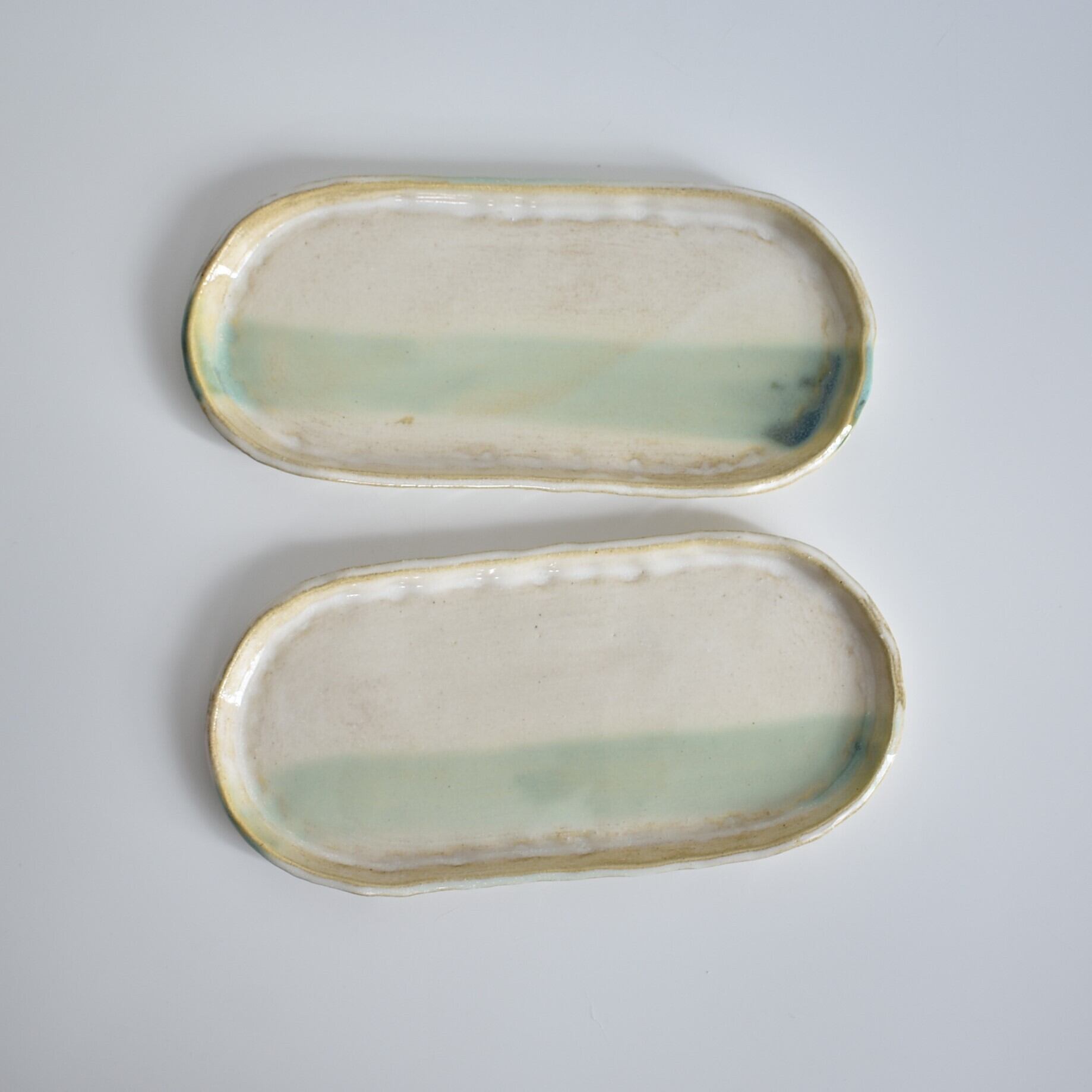 オーバル横長皿 (白/光沢/緑/ライン) | cherie aimer trip（シェリ