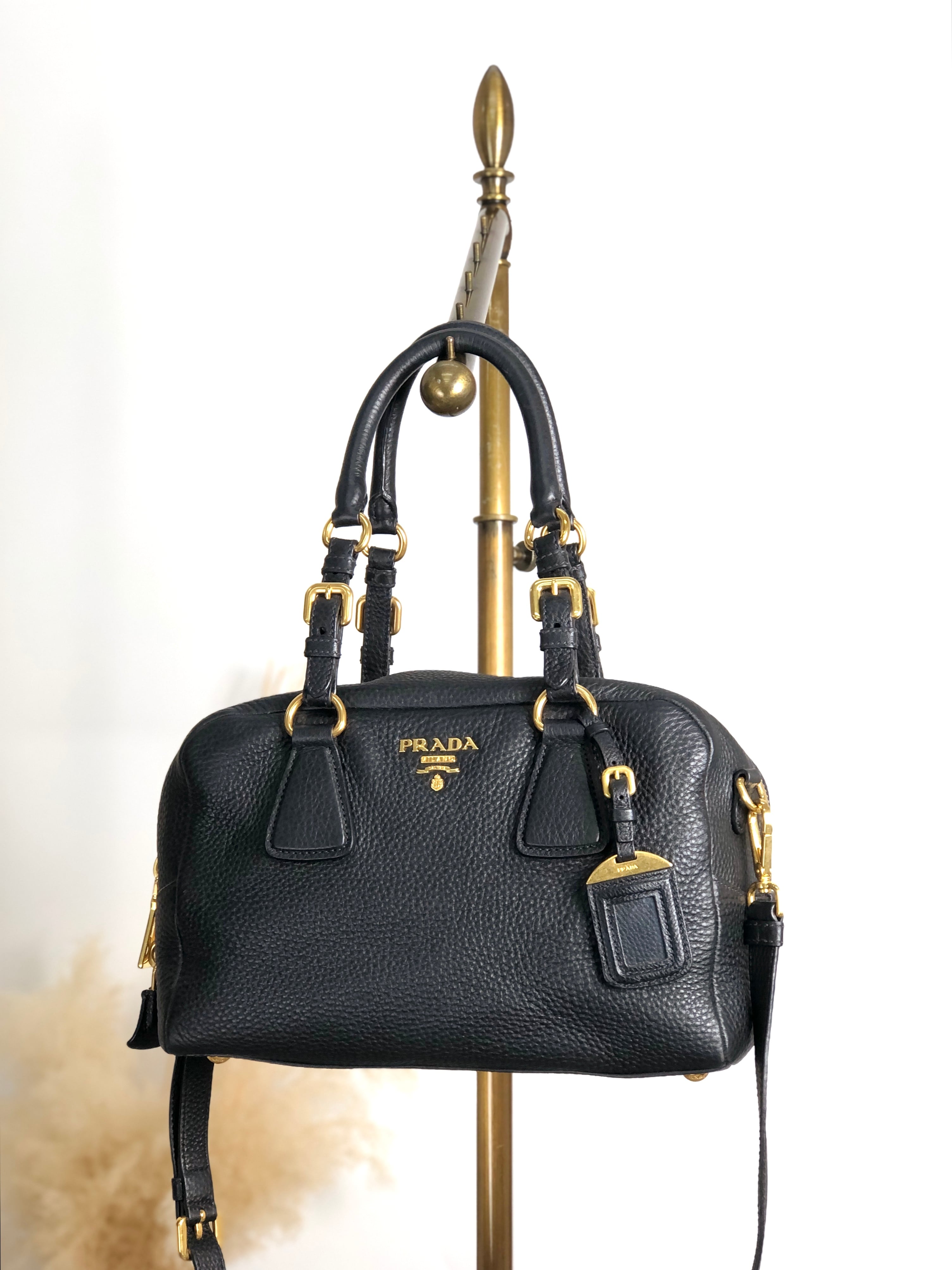 PRADA プラダ ショルダーバッグ ブラック ロゴ レザー 2WAY ボストン vintage ヴィンテージ オールド ws8uyb