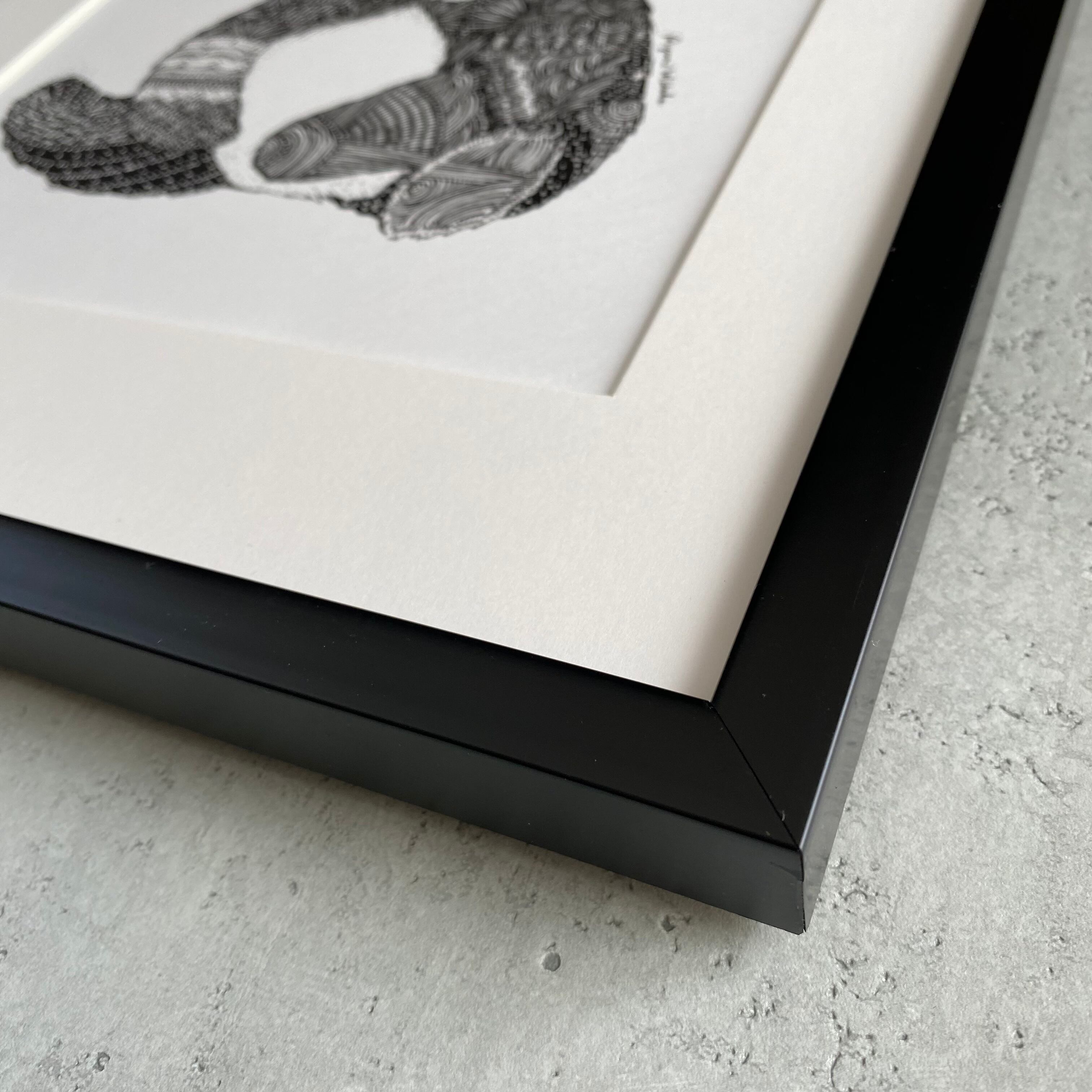 【原画一点物】パンダ×ロケットF4｜ペインテッド・サイレンス サングラスをかけたパンダの肖像画。カラフルなパンダのプリント