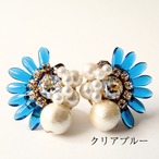 ハーフフラワーパールビジュー　ピアス／イヤリング