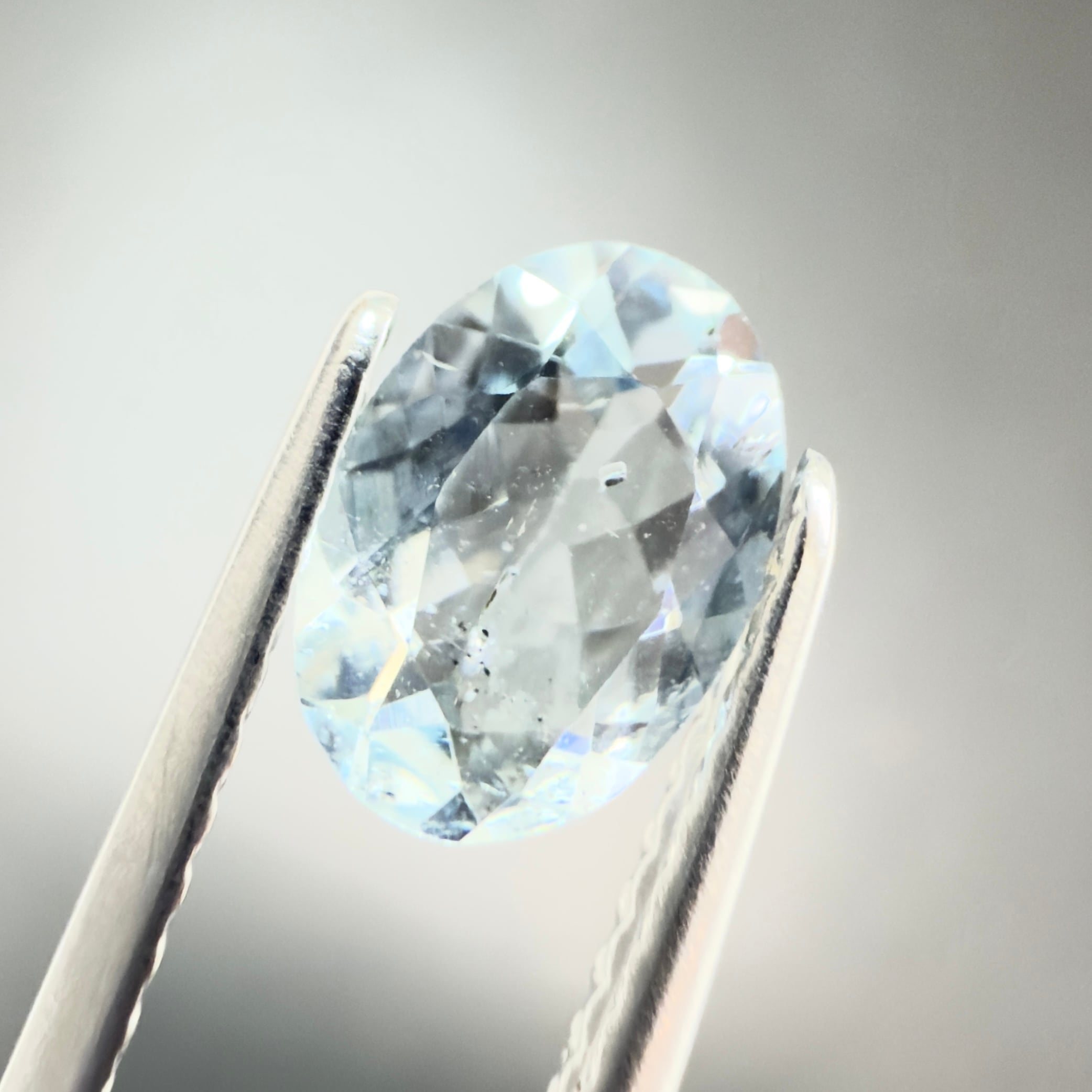 マダガスカル産♡ブルーコーネルピンのフリーサイズリング コーネルピン】 ルース マダガスカル産 0.19ct | たからいしルース
