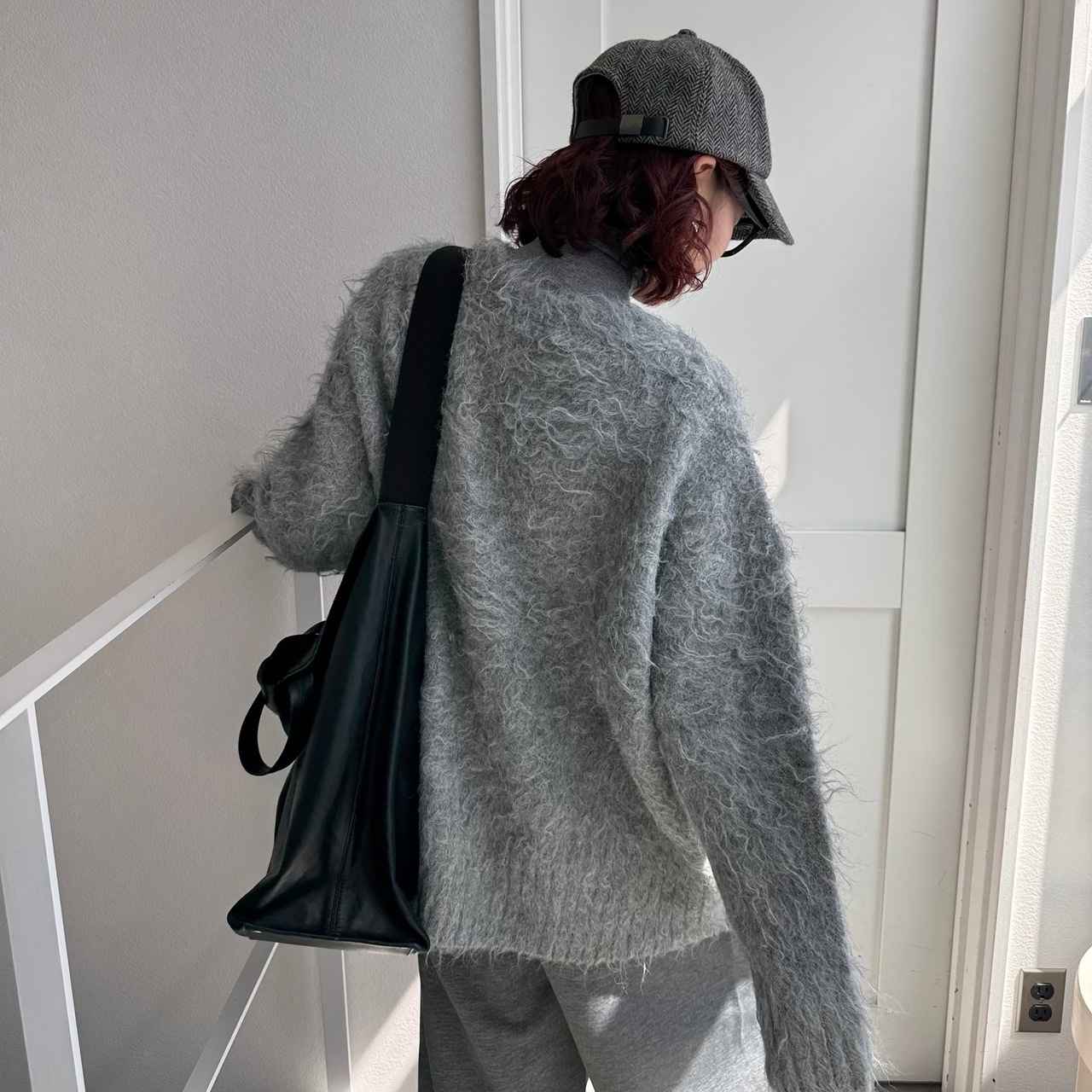 【受注予約：11月上旬入荷予定】シャギーオーバーニットCD/ライトグレー