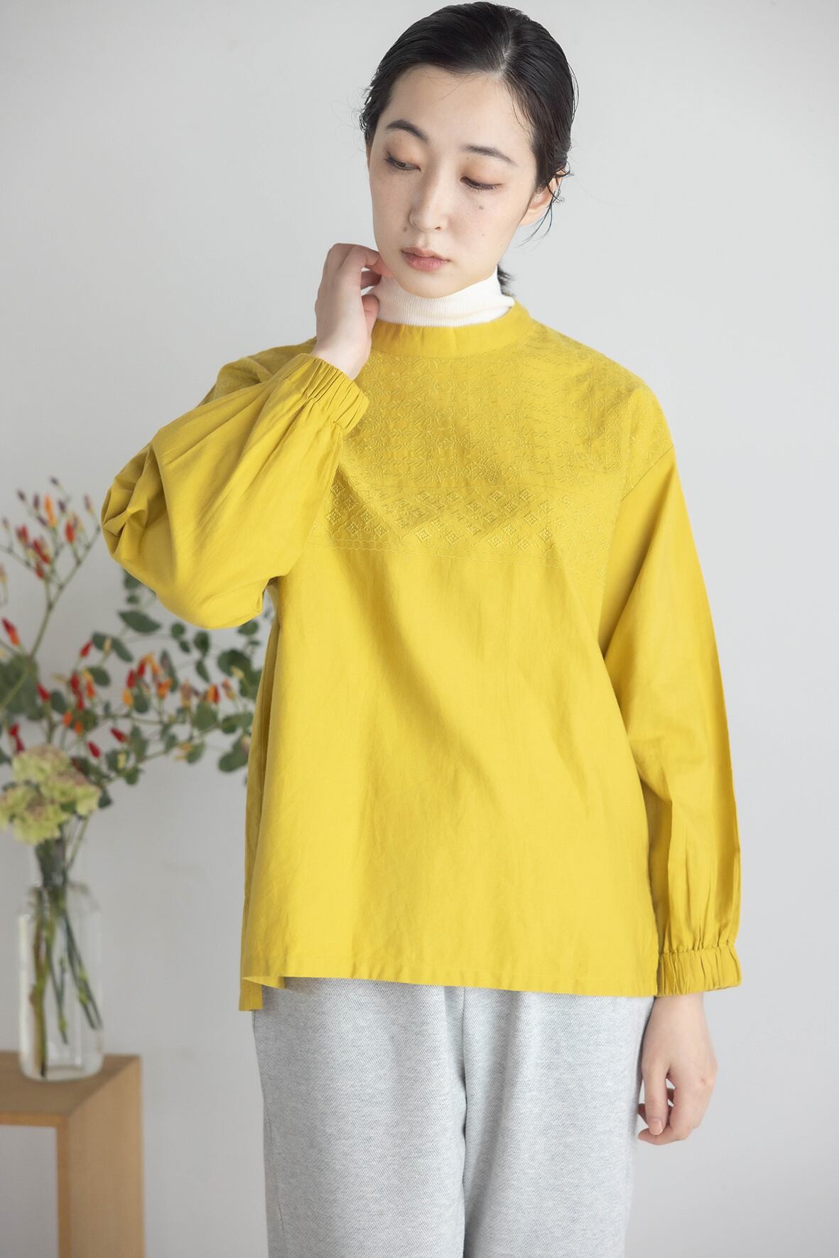 刺繍プルオーバー SIKQ5489 | Keitto NORTHERNTRUCK LILASIC