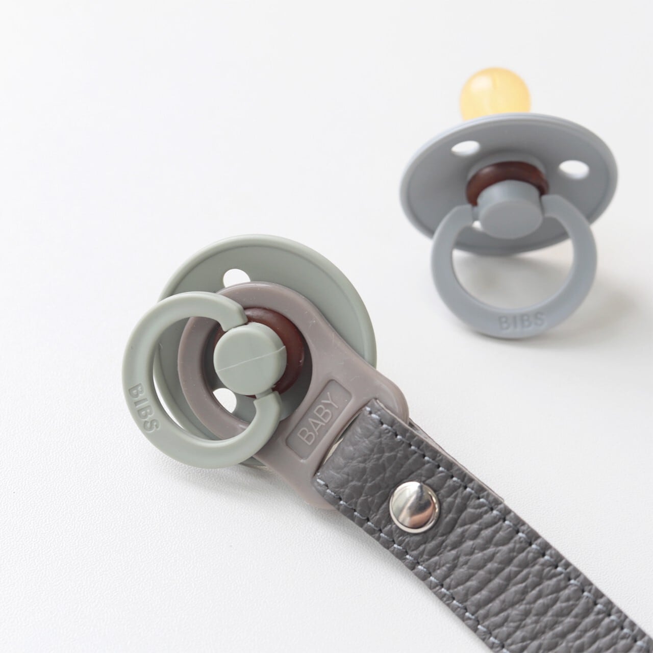べびーページ BABY strap バイカラーレザー【シルバー】 | 公式通販 ベビー