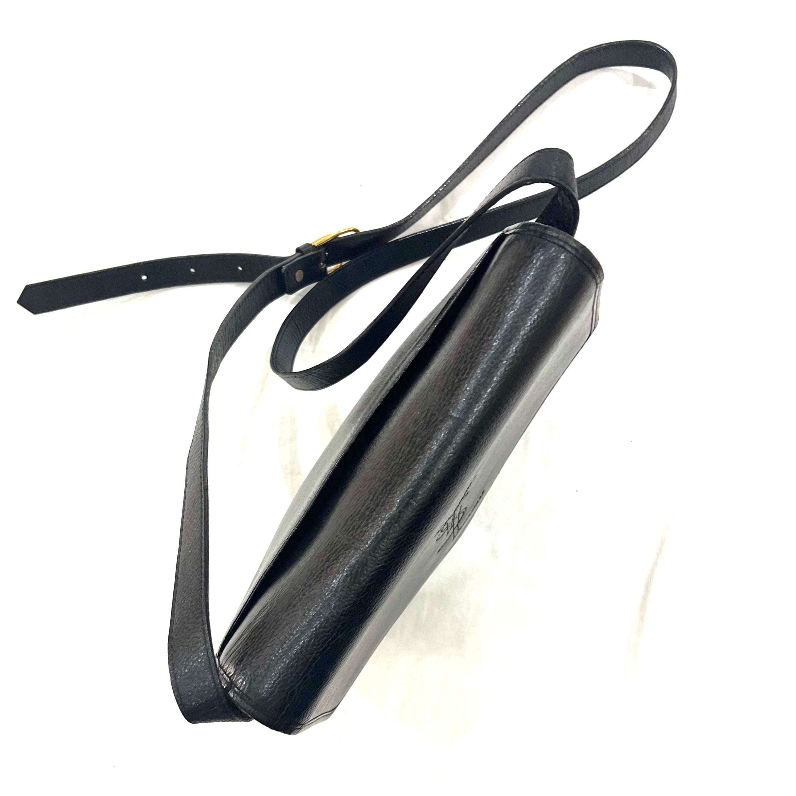 YVES SAINT LAURENT】2279 本革軽量YSLロゴレザーショルダーバッグ