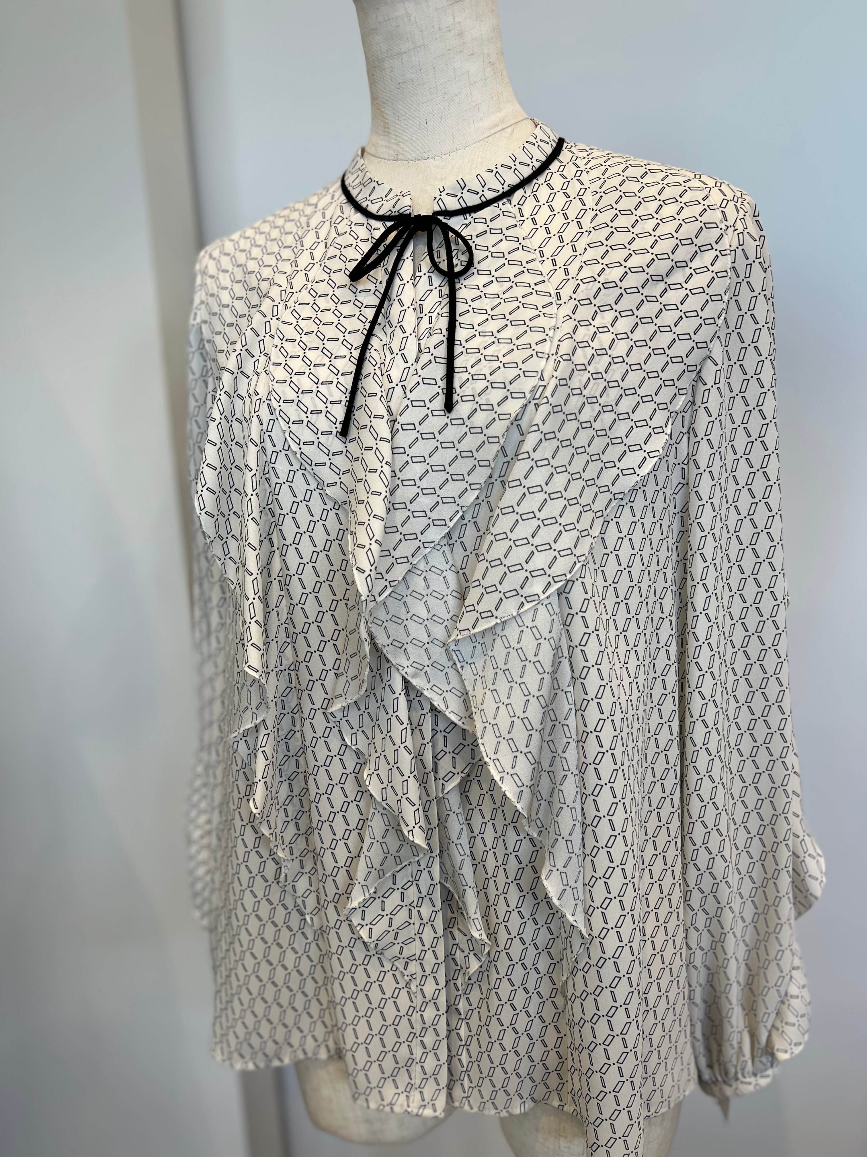 【PASSIONE】コードフリルブラウス