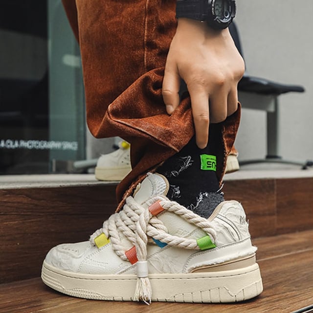 【予約販売】スニーカー 韓国 メンズ スニーカー 厚底 靴 白 ホワイト 極太シューレース デザイン お洒落 カジュアル ストリート 24cm/24.5cm/25cm/25.5cm/26cm/26.5cm/27cm