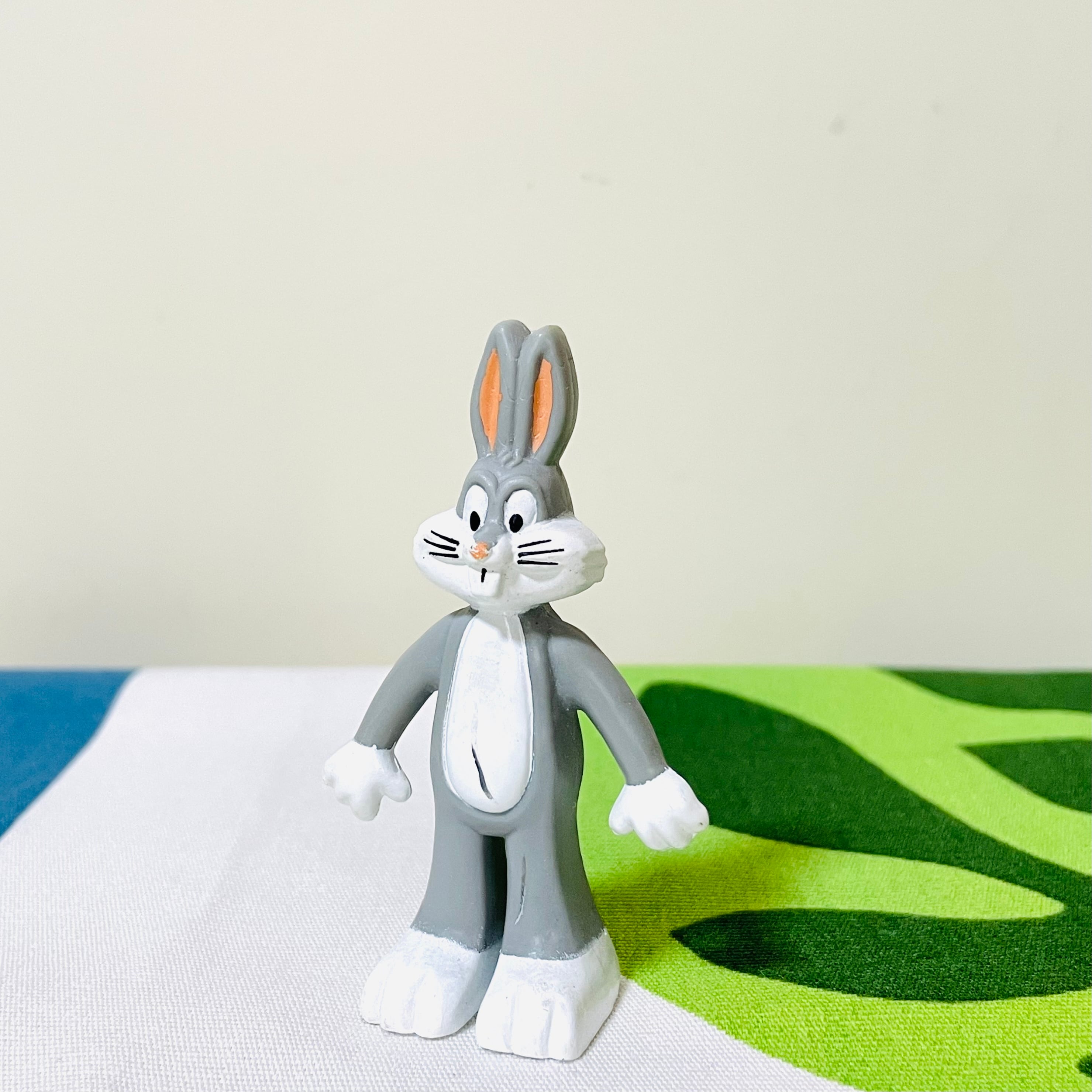 BUGS BUNNY PVC FIGURE バッグスバニー PVCフィギュア 1988年 BUGS BUNNY PVC FIGURE バッグスバニー PVCフィギュア 1988年