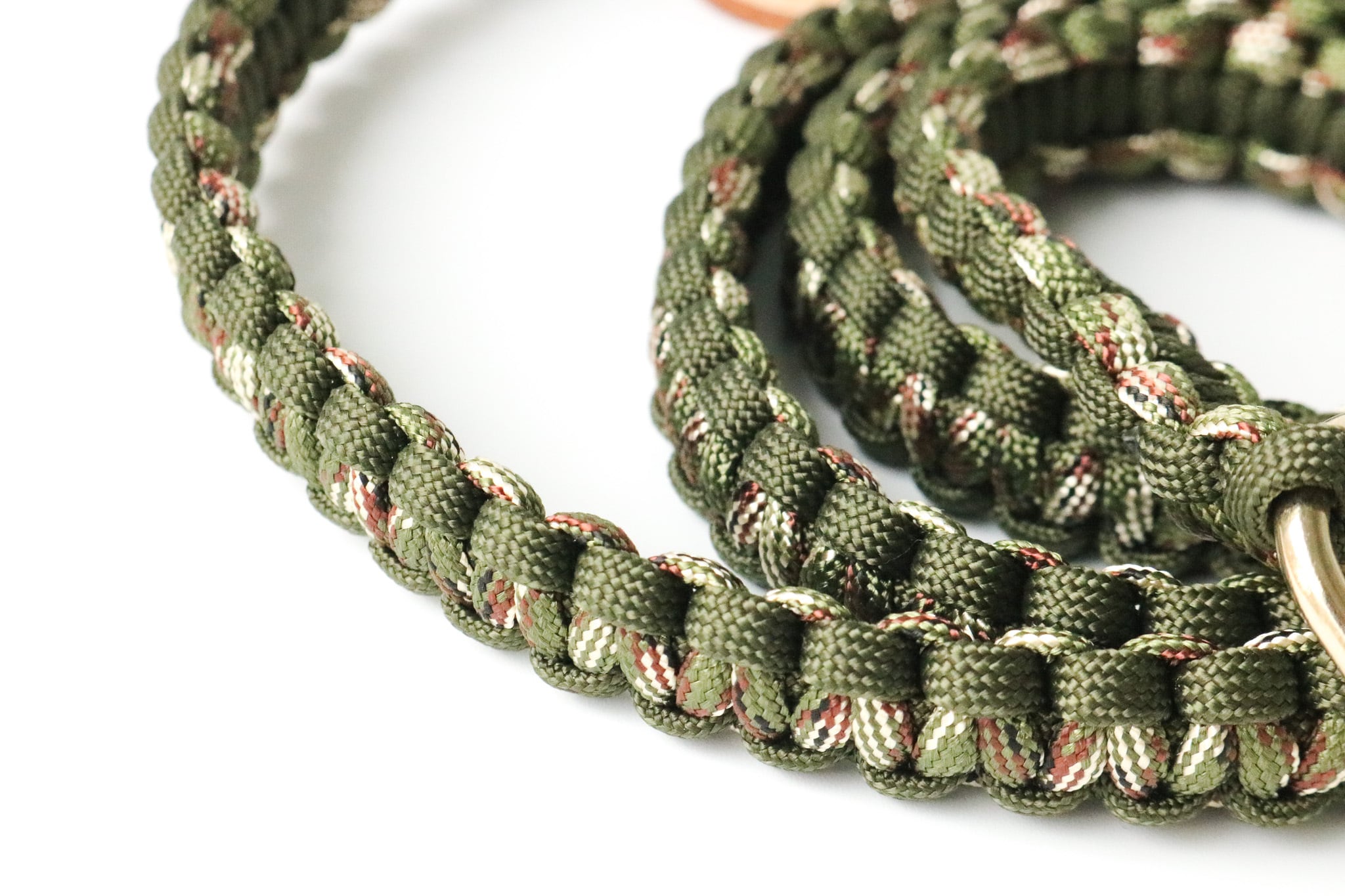 ミリタリーグリーン パラコードリード | Dog.Hotdog