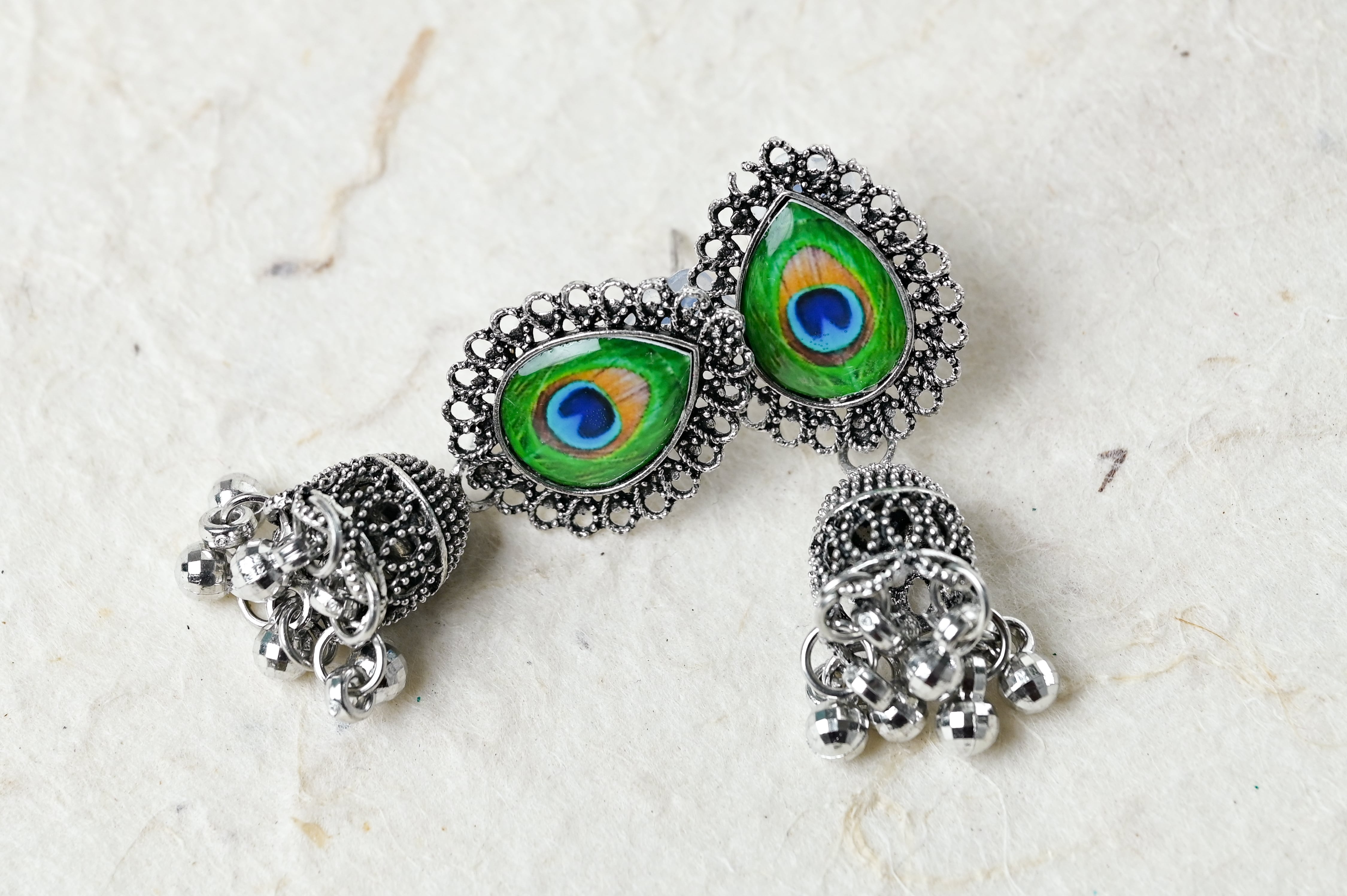 孔雀の羽模様ピアス 模様 アラビアスタイル 中東買付品 | チェコガラス